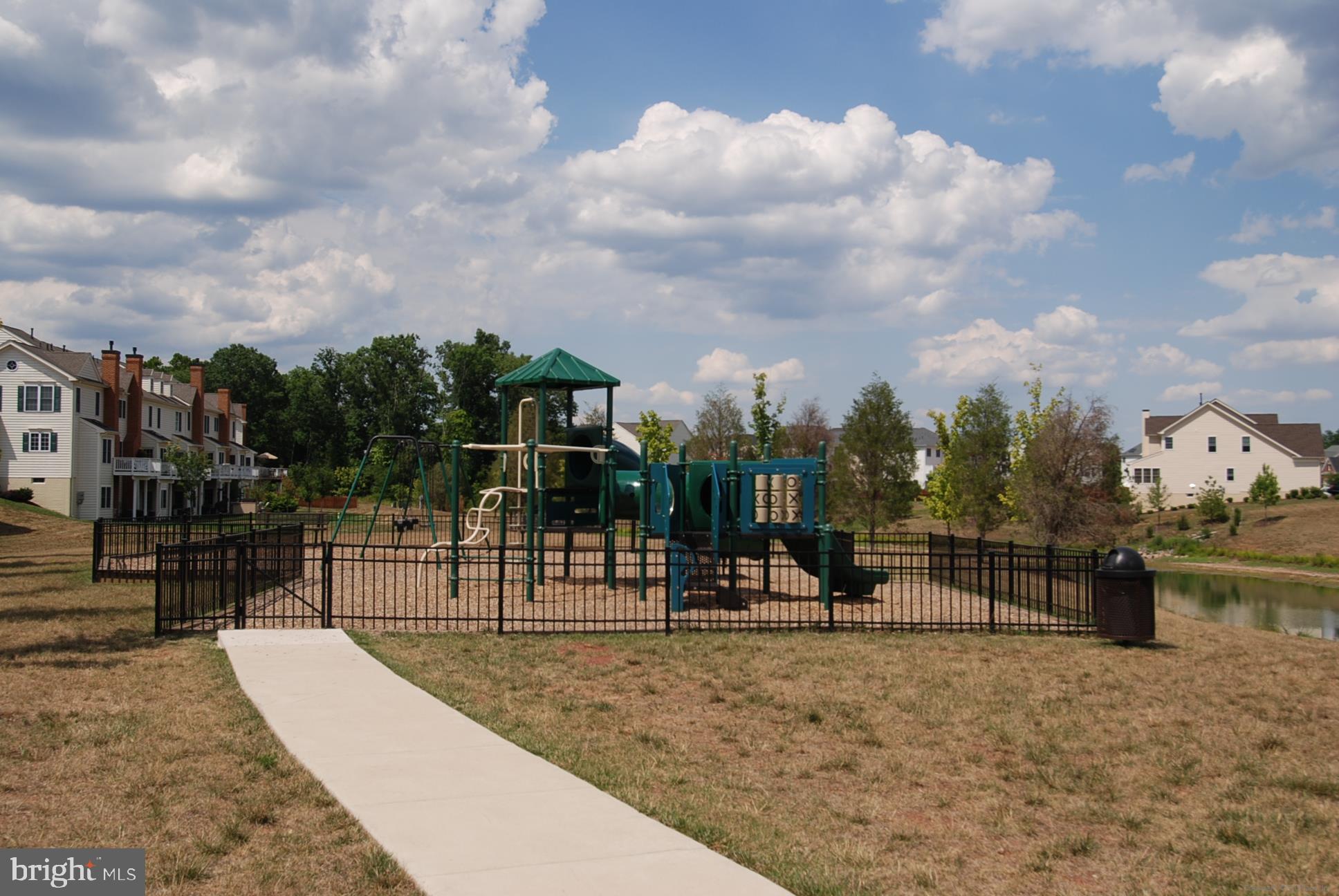 DOMINION VALLEY COUNTRY CLUB - Residential