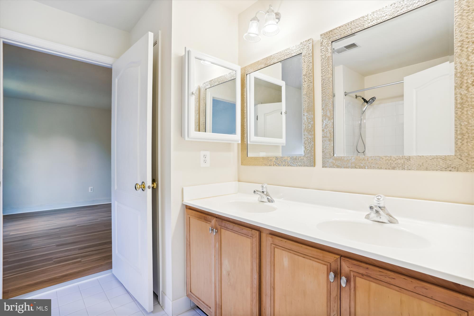 DOMINION VALLEY COUNTRY CLUB - Residential