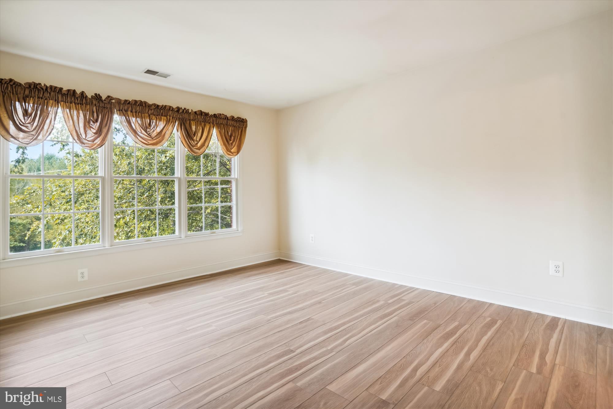 DOMINION VALLEY COUNTRY CLUB - Residential