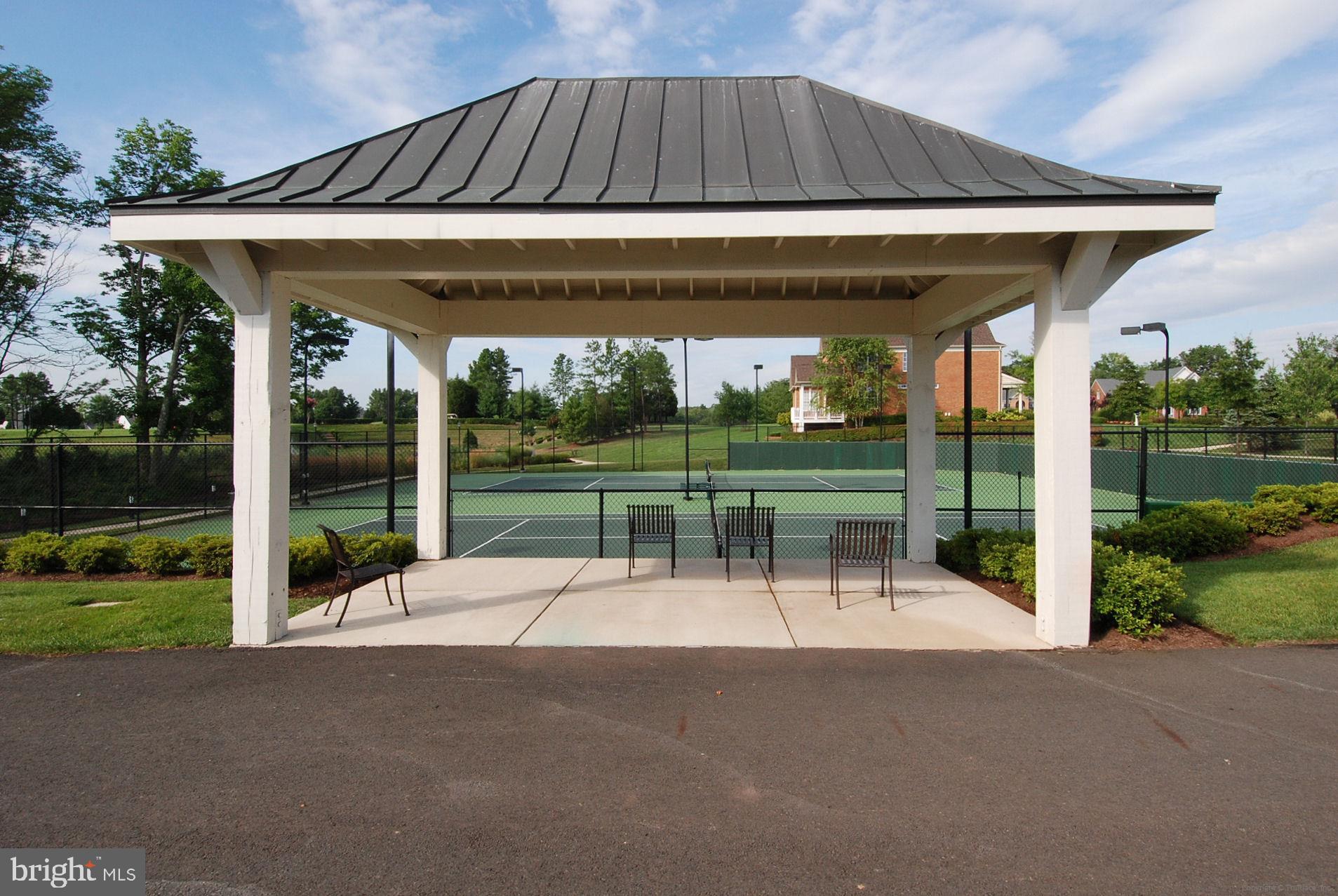 DOMINION VALLEY COUNTRY CLUB - Residential