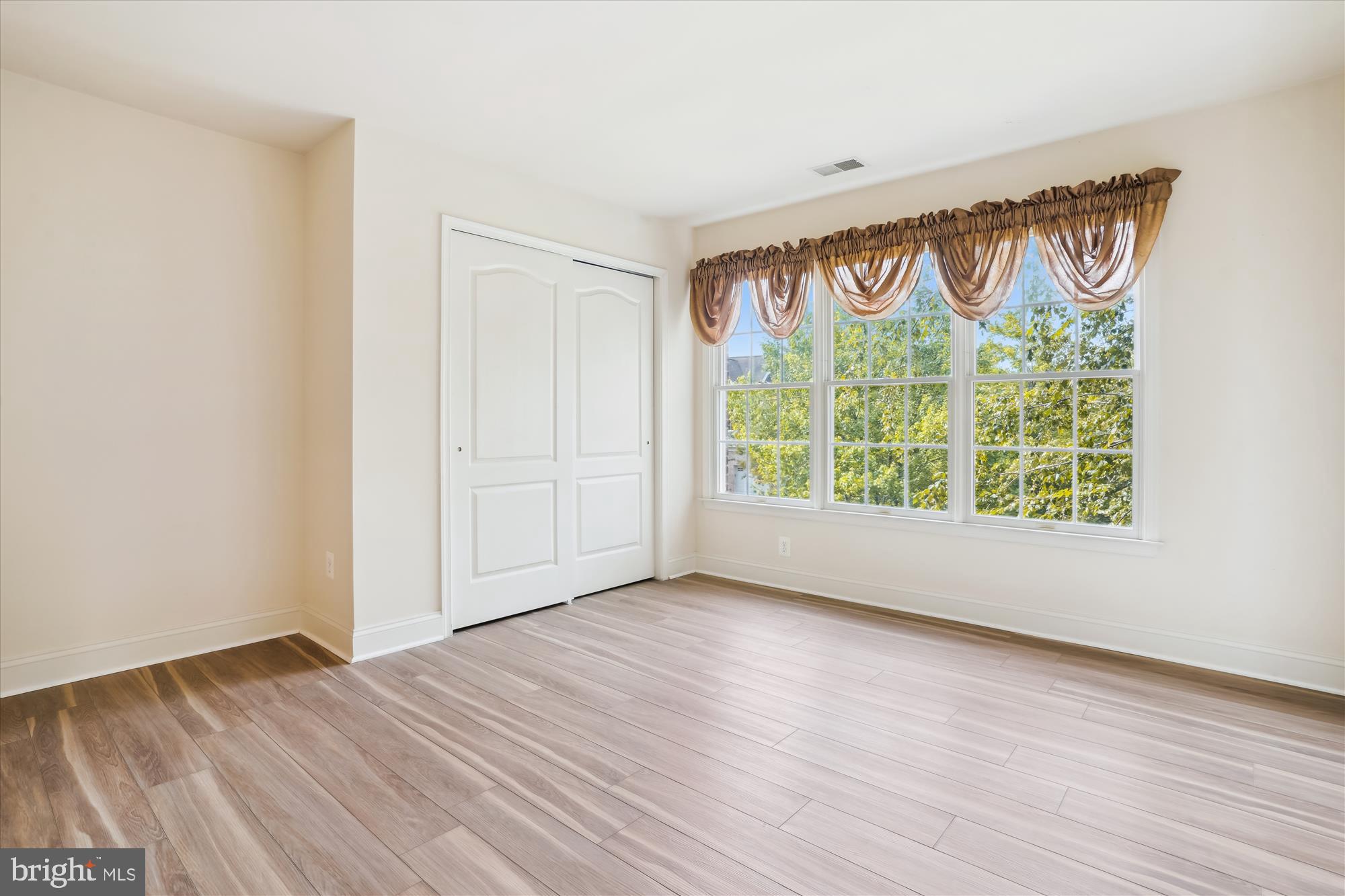 DOMINION VALLEY COUNTRY CLUB - Residential