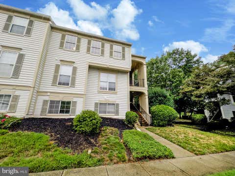 Condo For Rent - 8234 Winstead Place<br/> MANASSAS, VA 20109