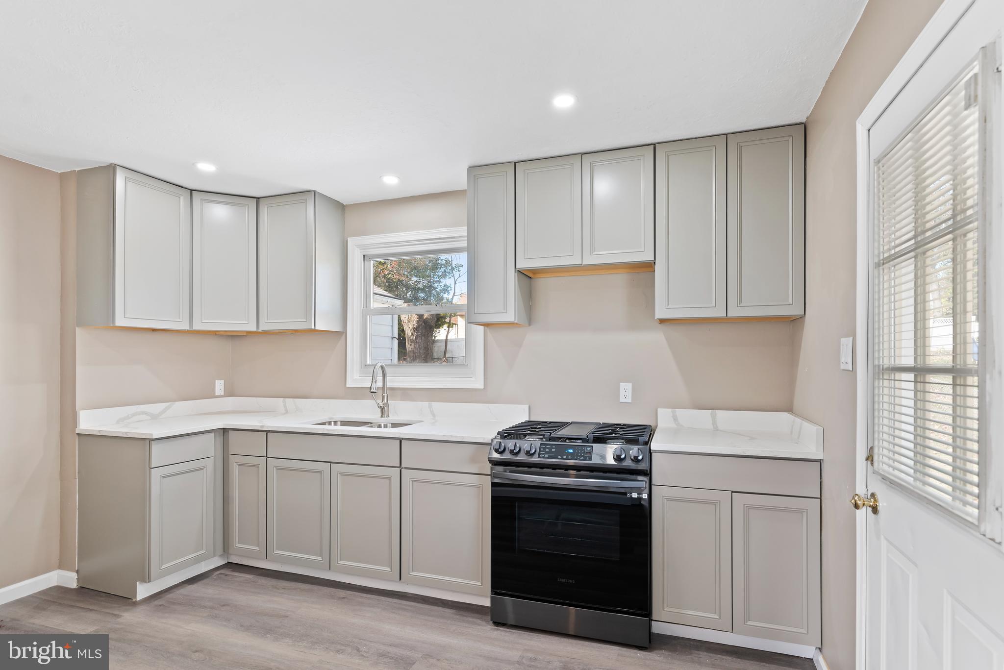 CUMBERLAND PARK - Residential