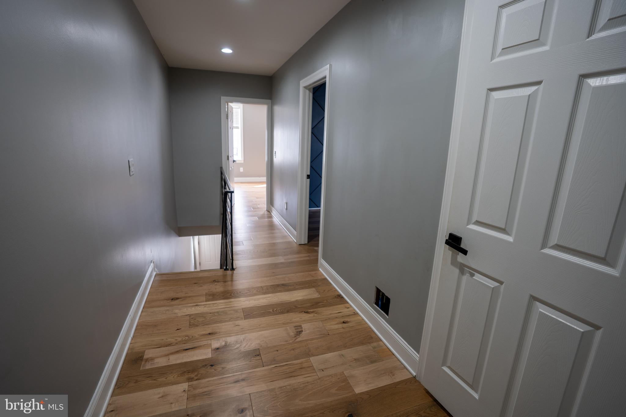 PORT RICHMOND - Residential Lease