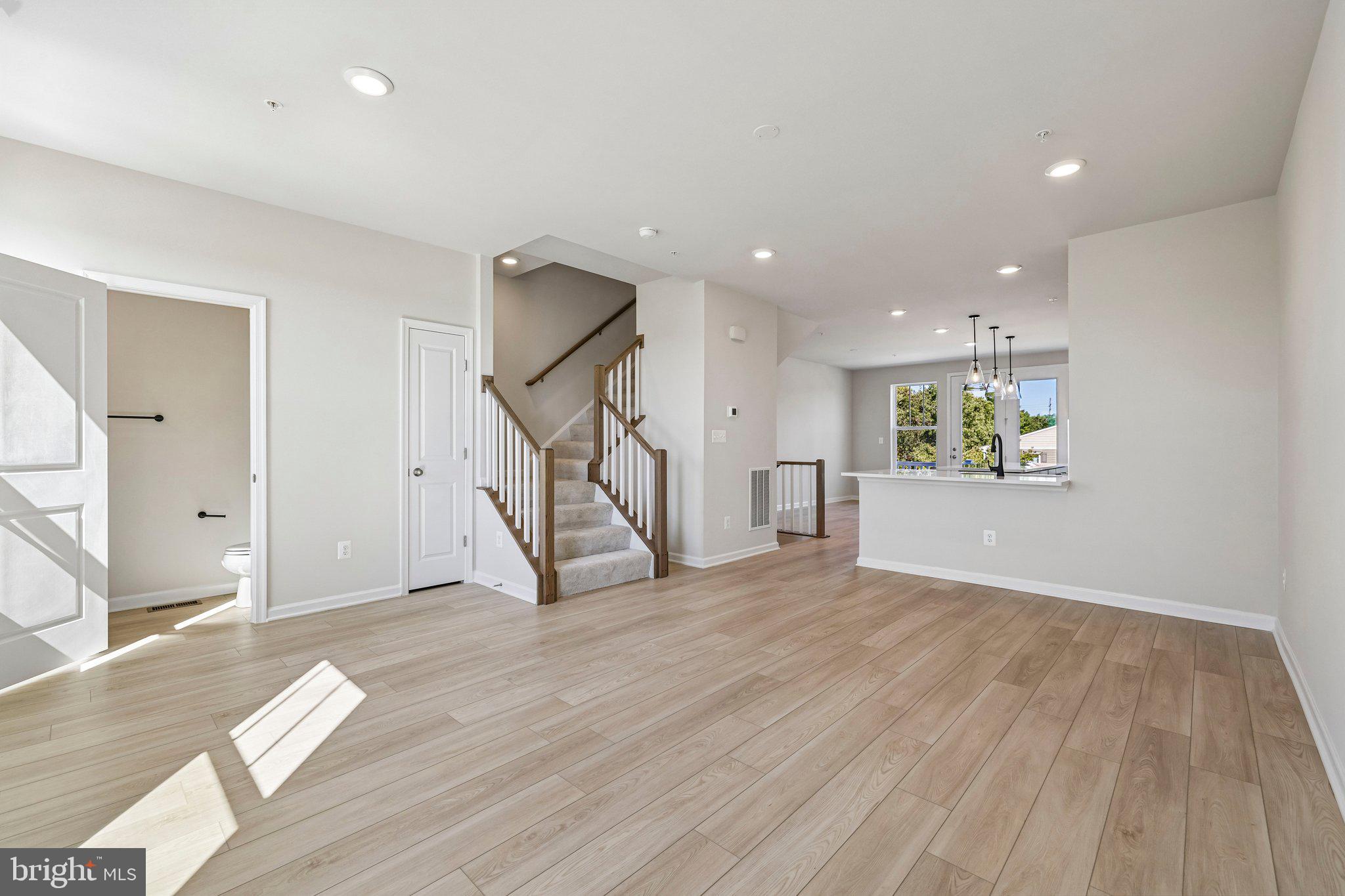 6356 BUTTERFLY LANE
