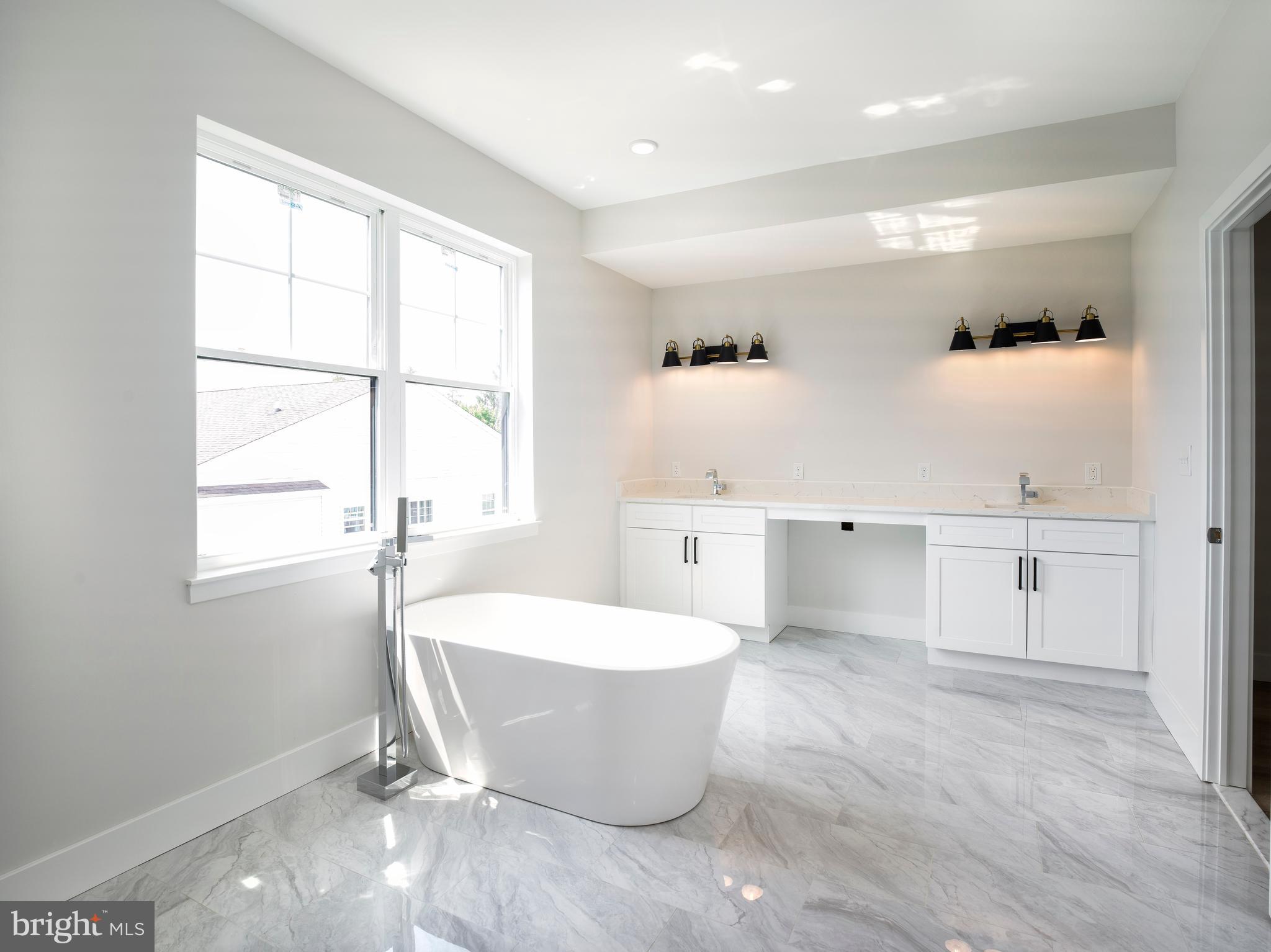 MANAYUNK - Residential