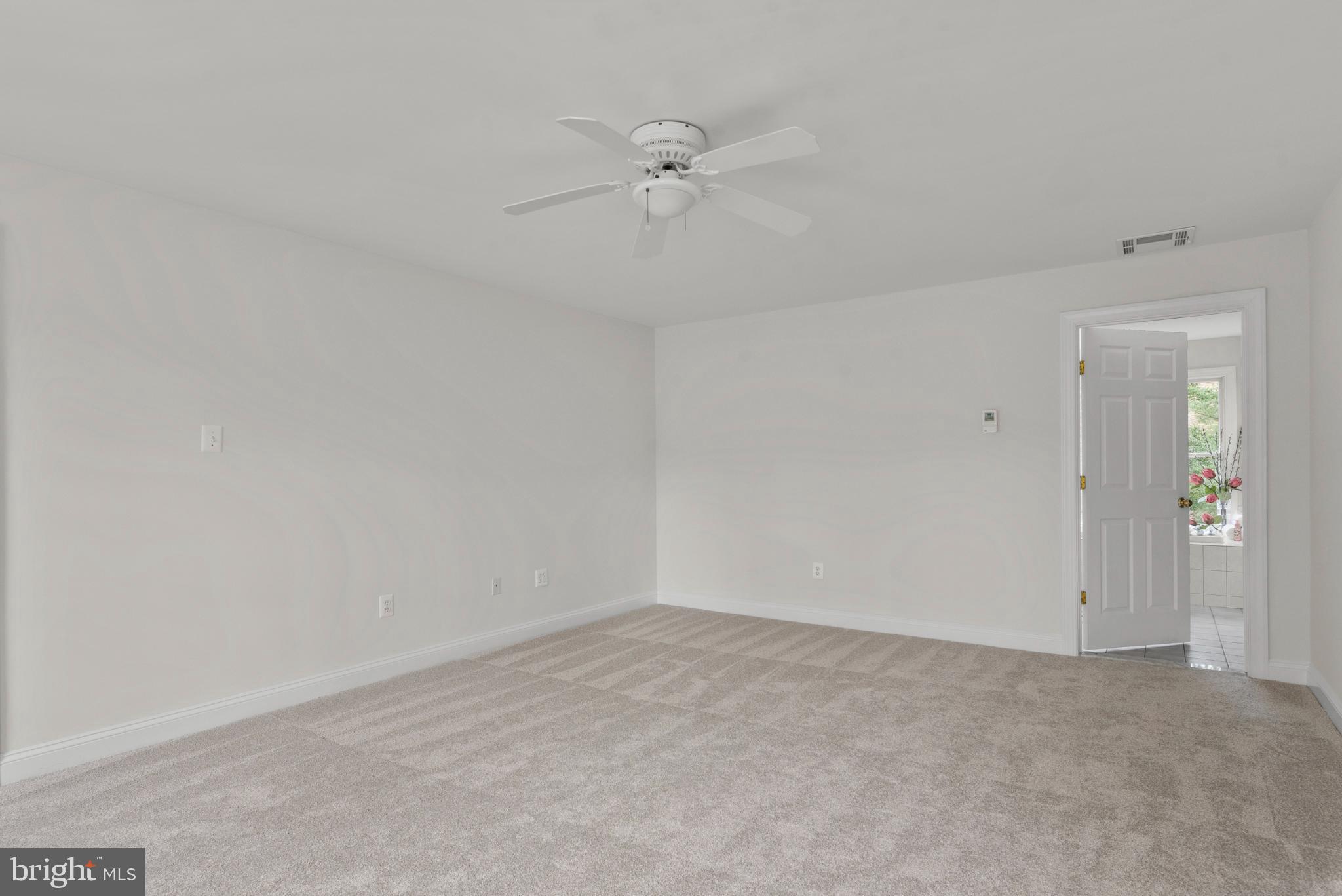 STONINGTON - Residential