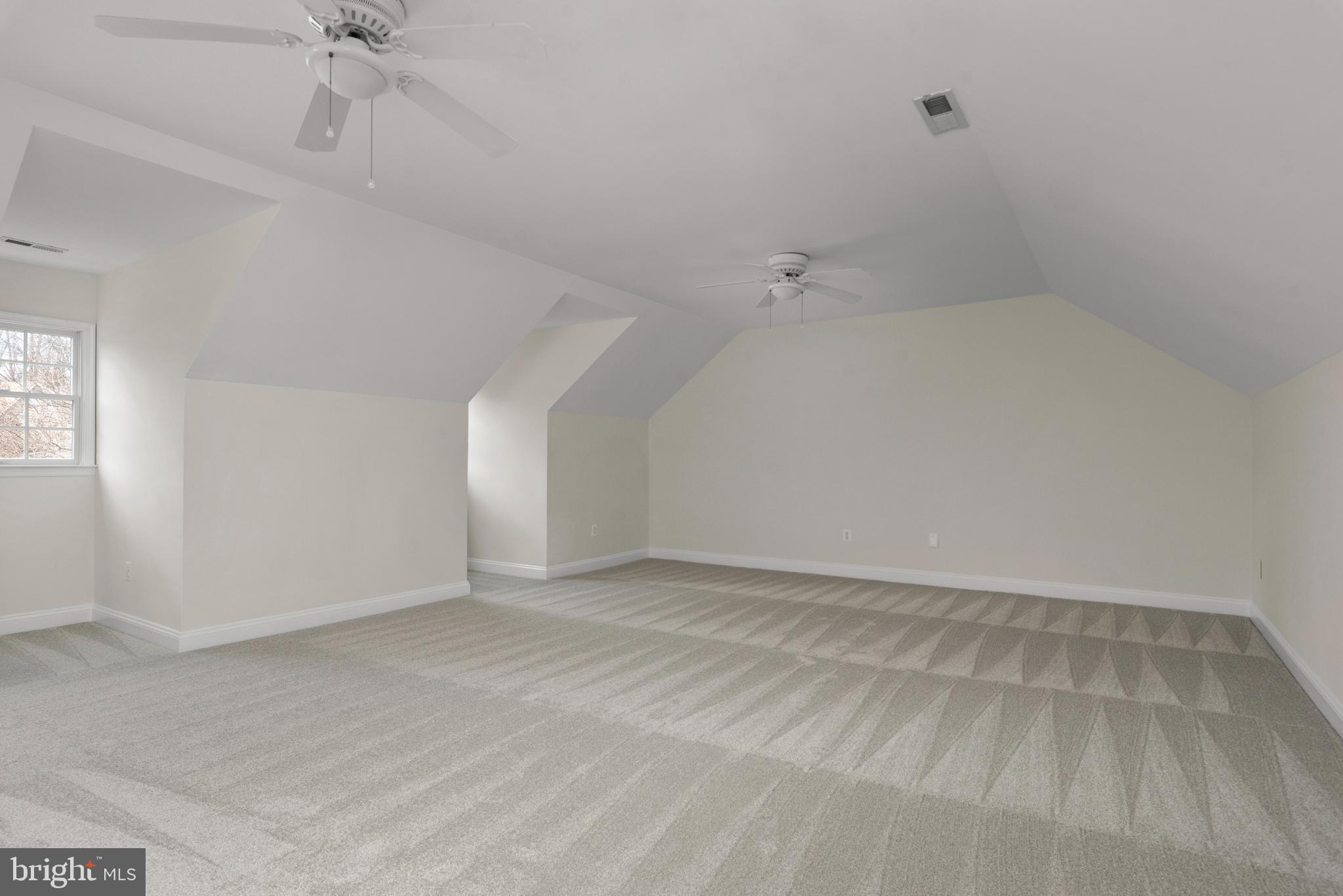 STONINGTON - Residential