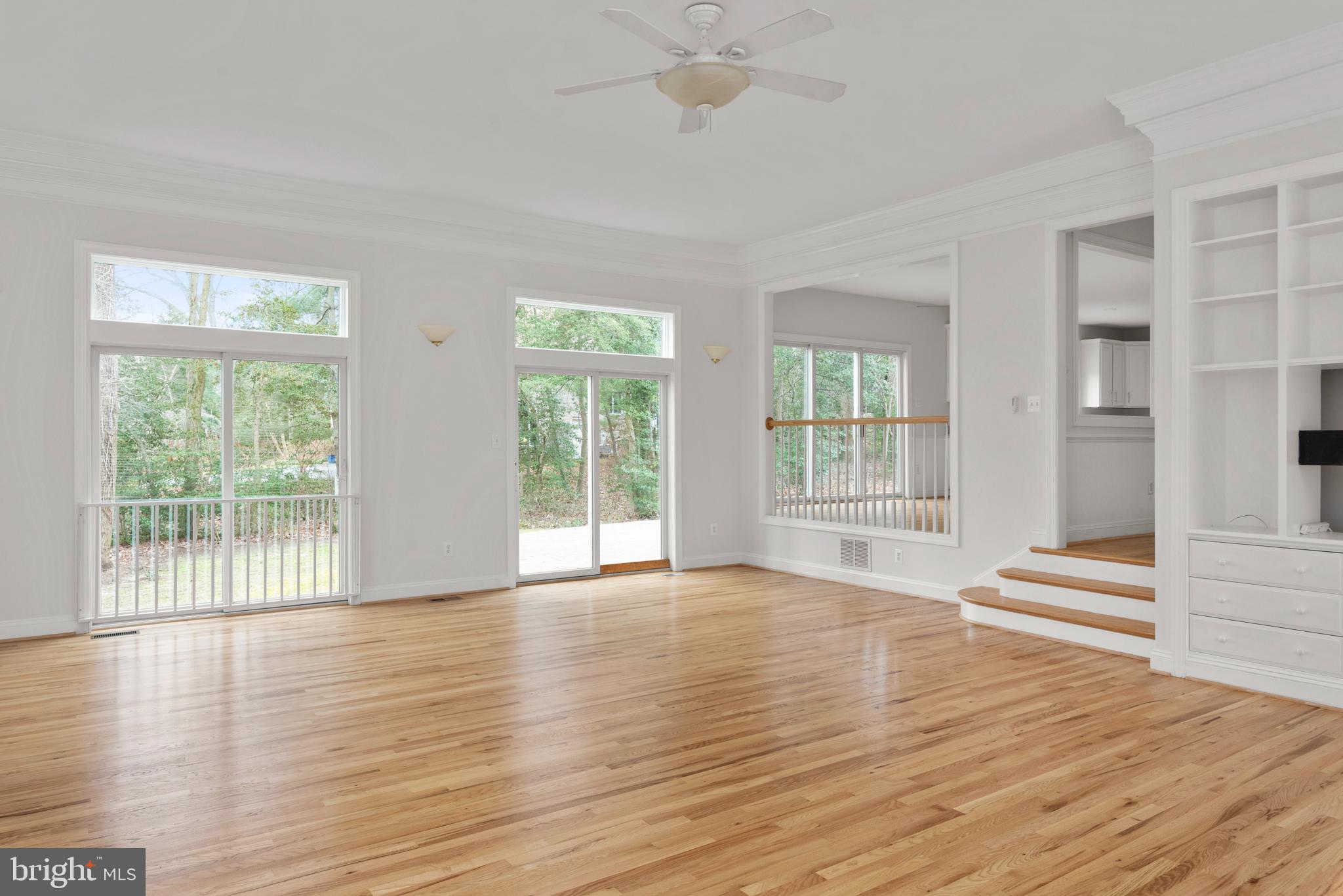 STONINGTON - Residential