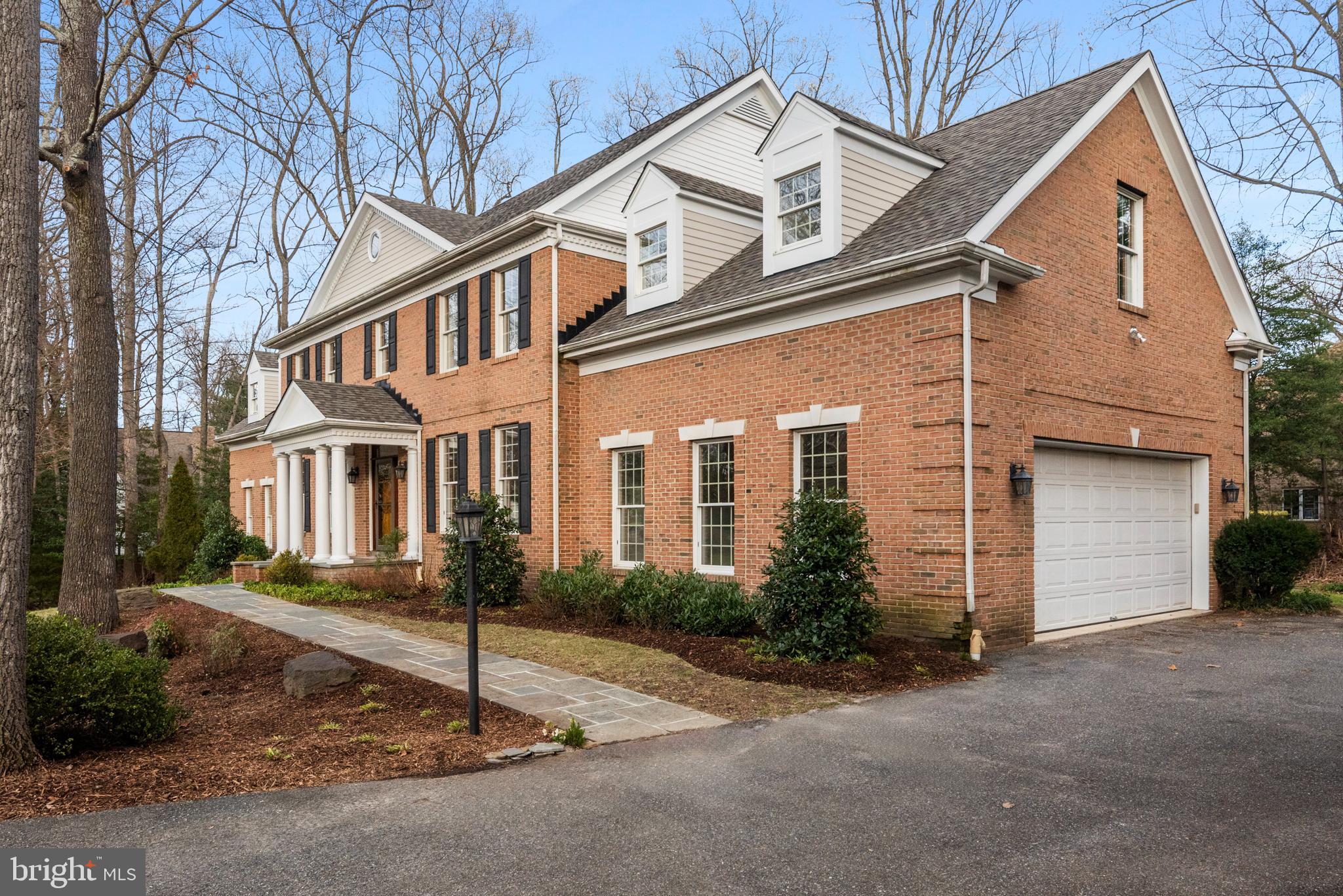 STONINGTON - Residential