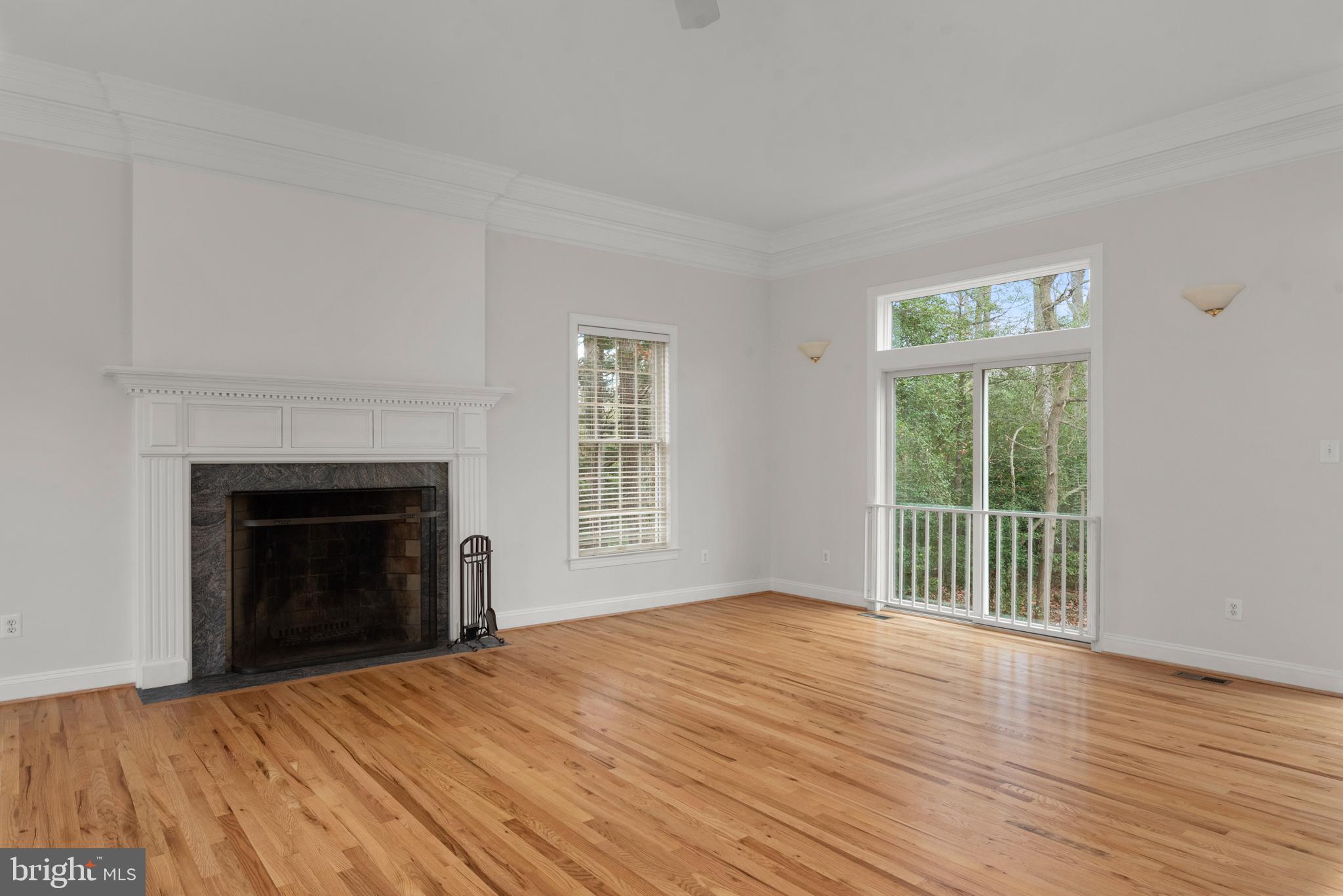 STONINGTON - Residential