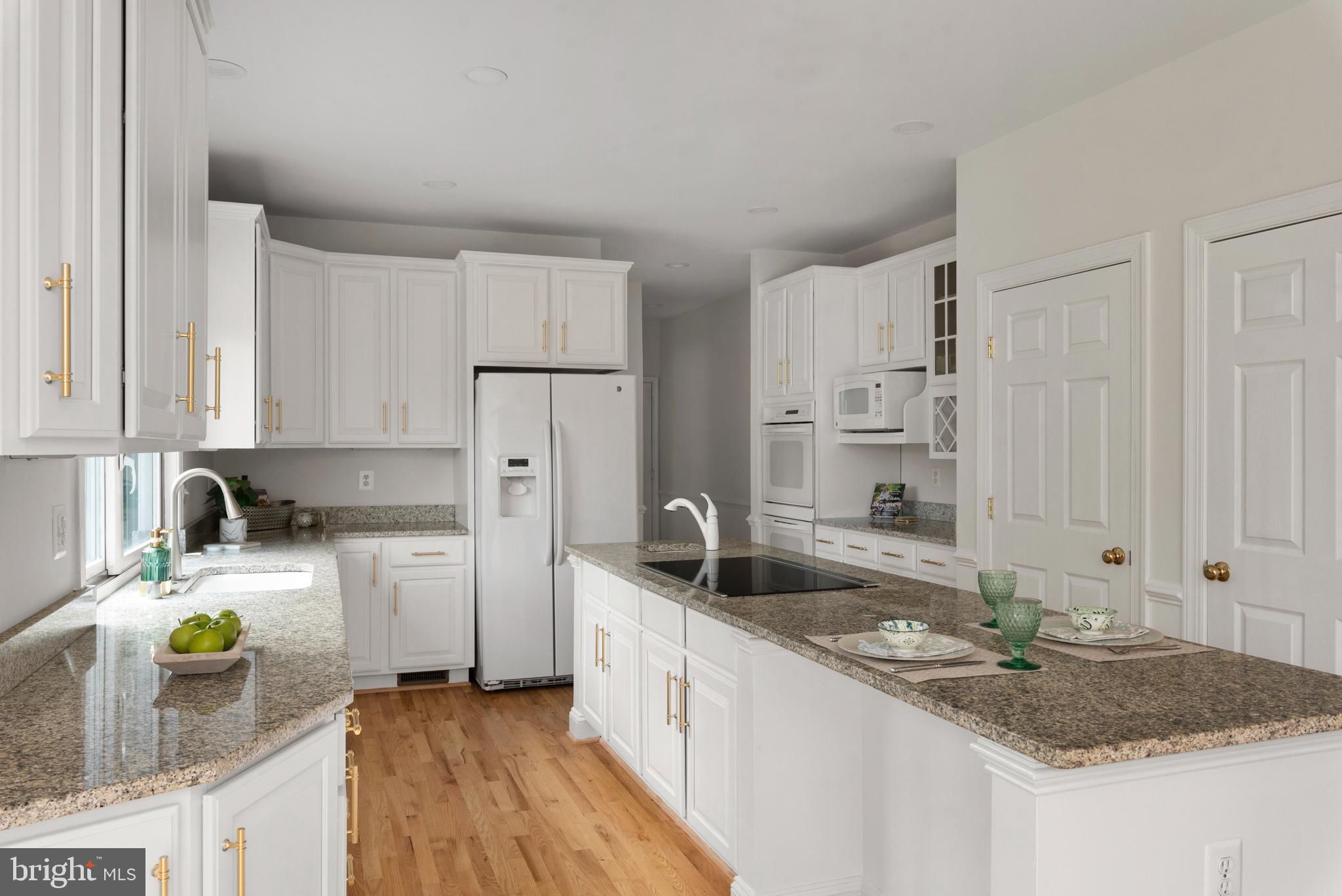 STONINGTON - Residential