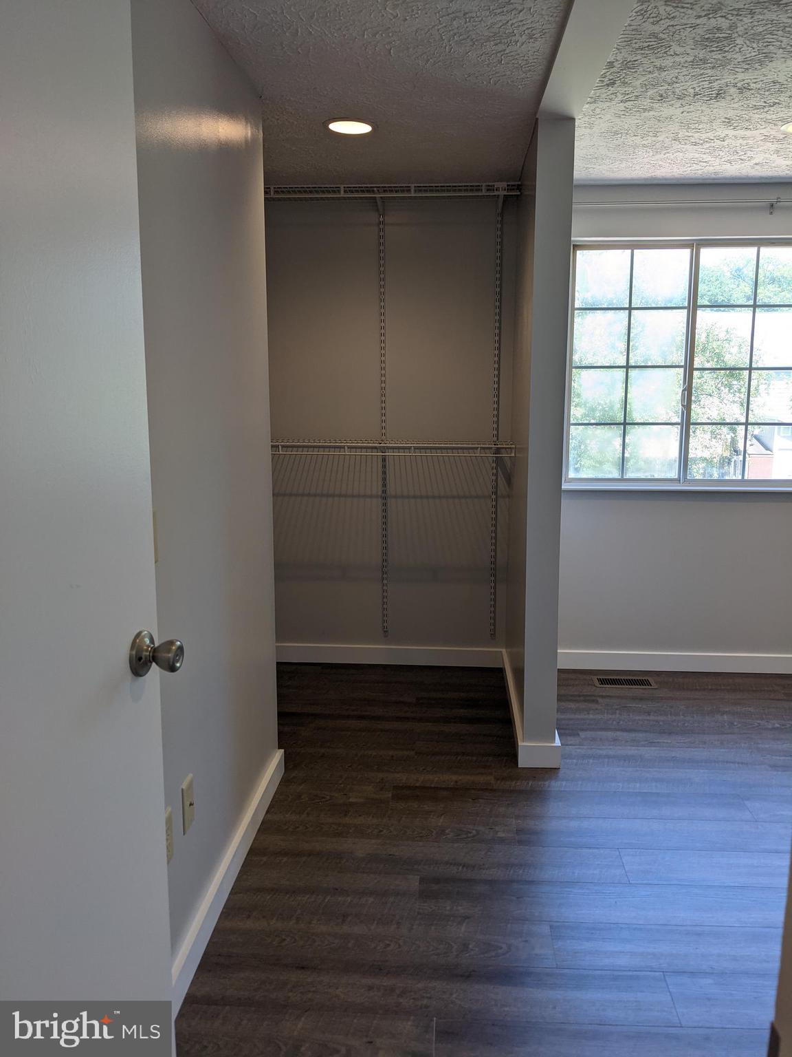 GLADE TOWN - Residential