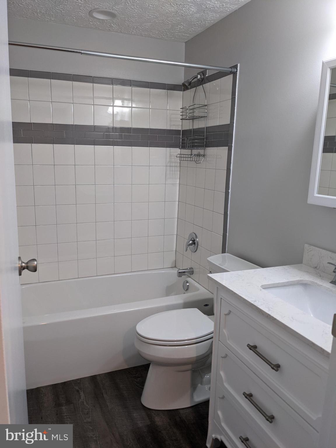 GLADE TOWN - Residential