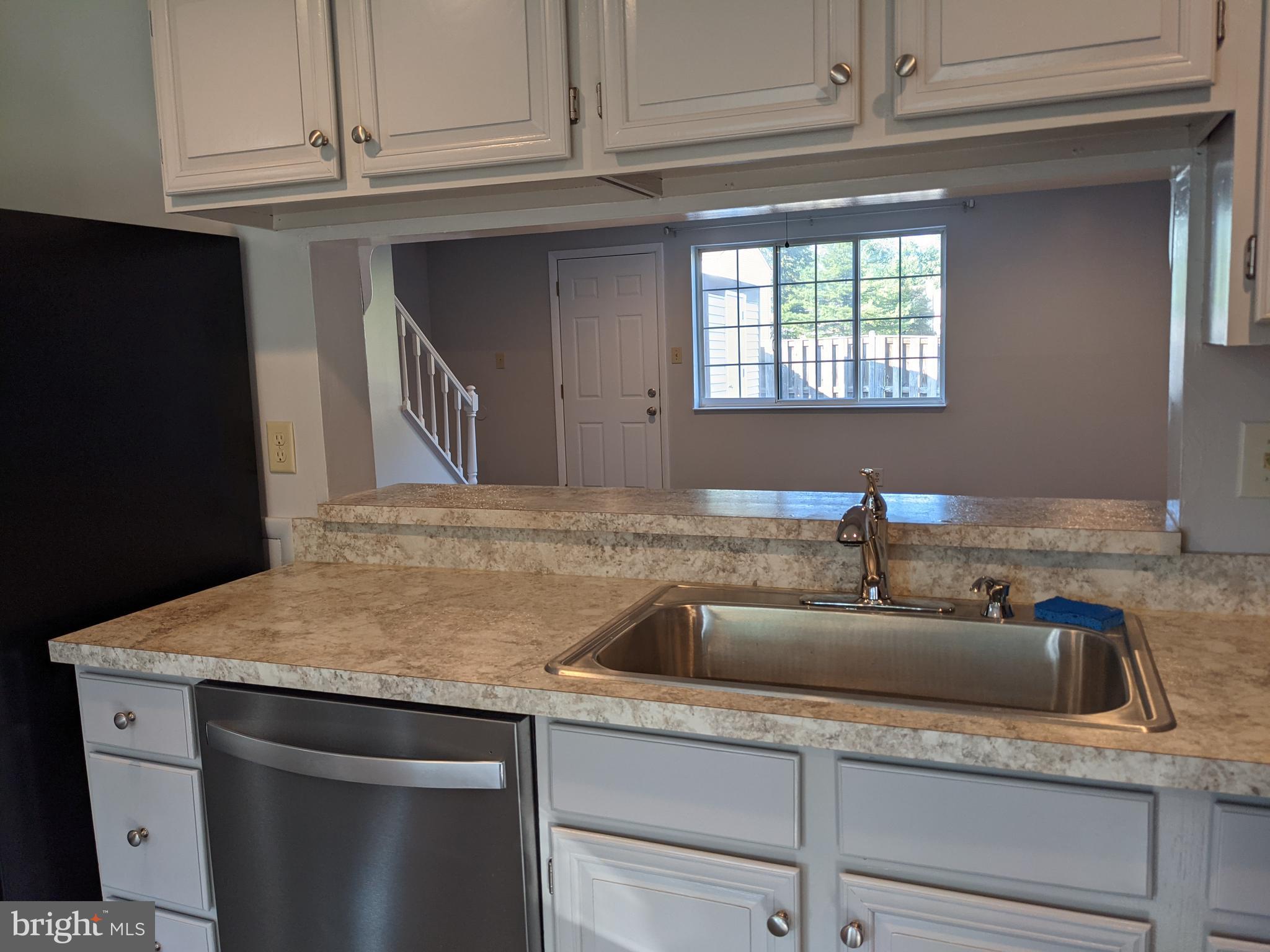 GLADE TOWN - Residential