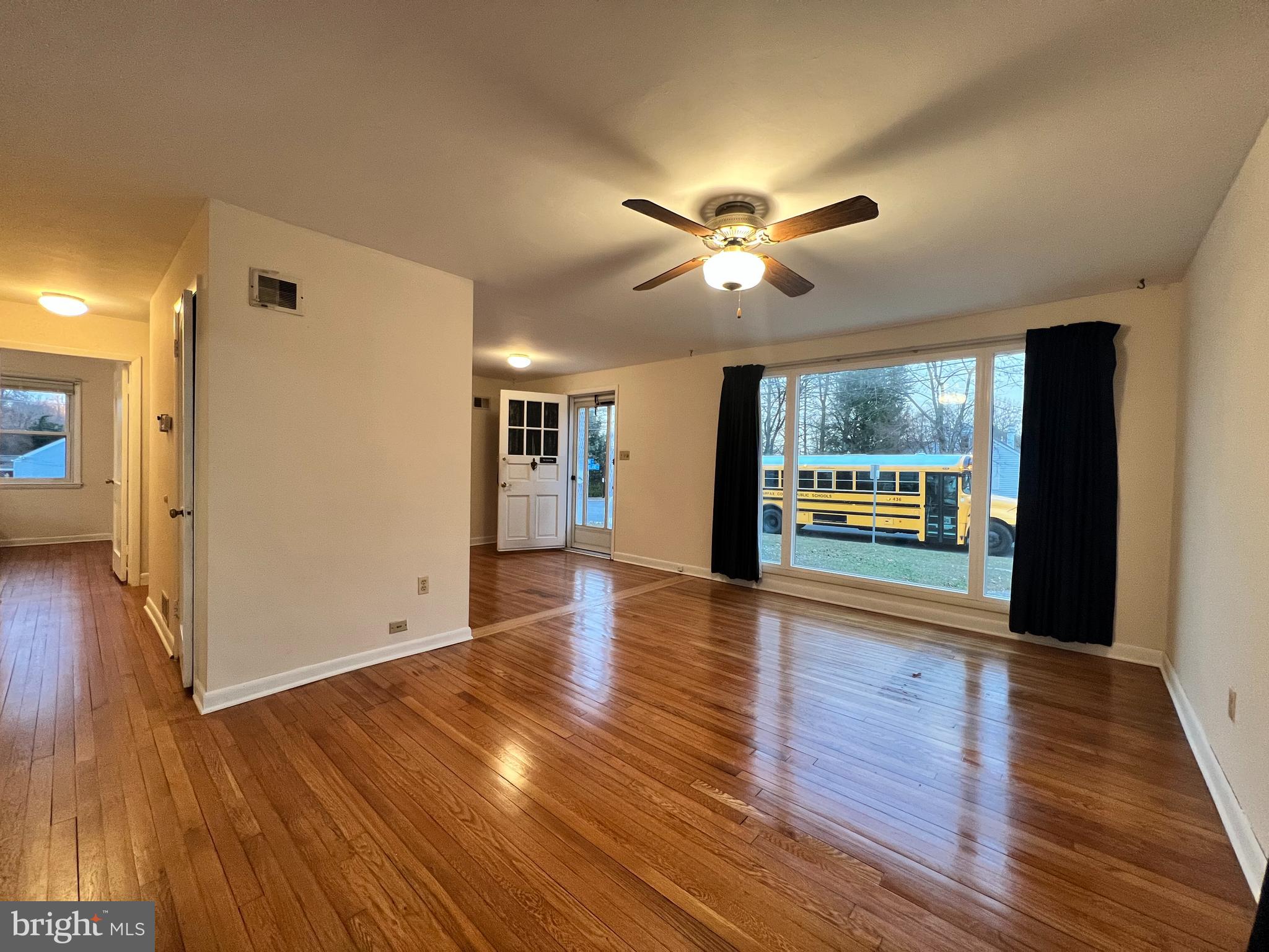 ANNALEE HEIGHTS - Residential Lease