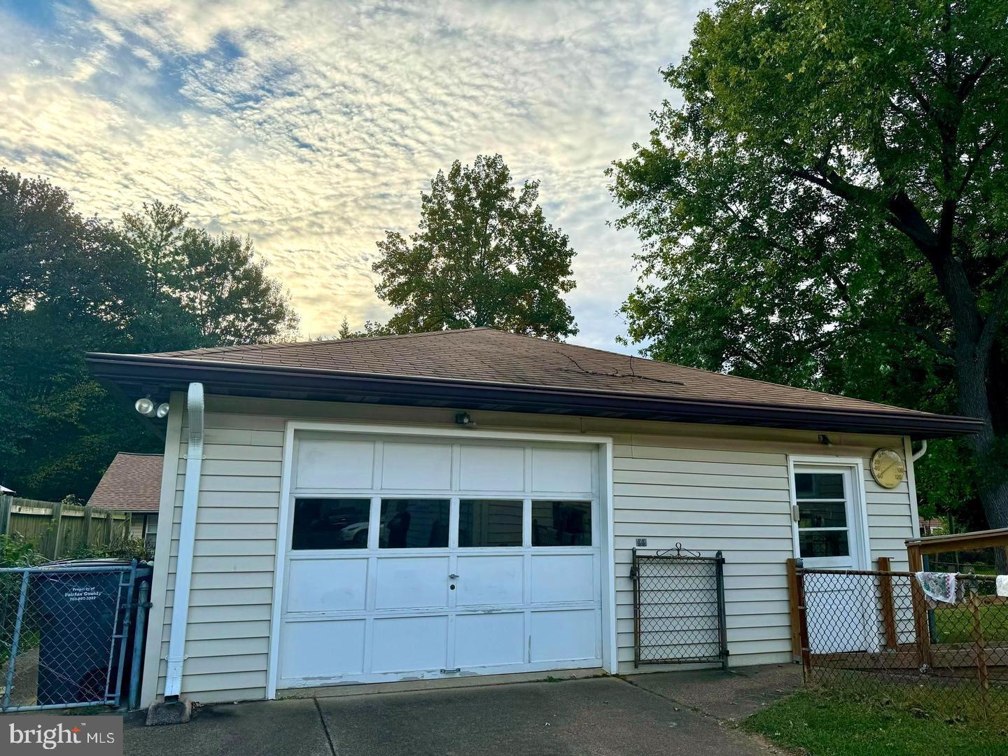 ANNALEE HEIGHTS - Residential Lease