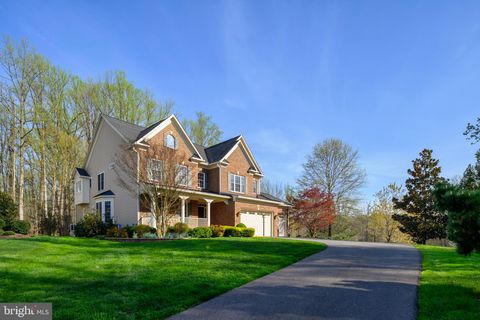 Photo of 720 Fantail Court, ANNAPOLIS, MD 21401 (MLS # MDAA2141818)