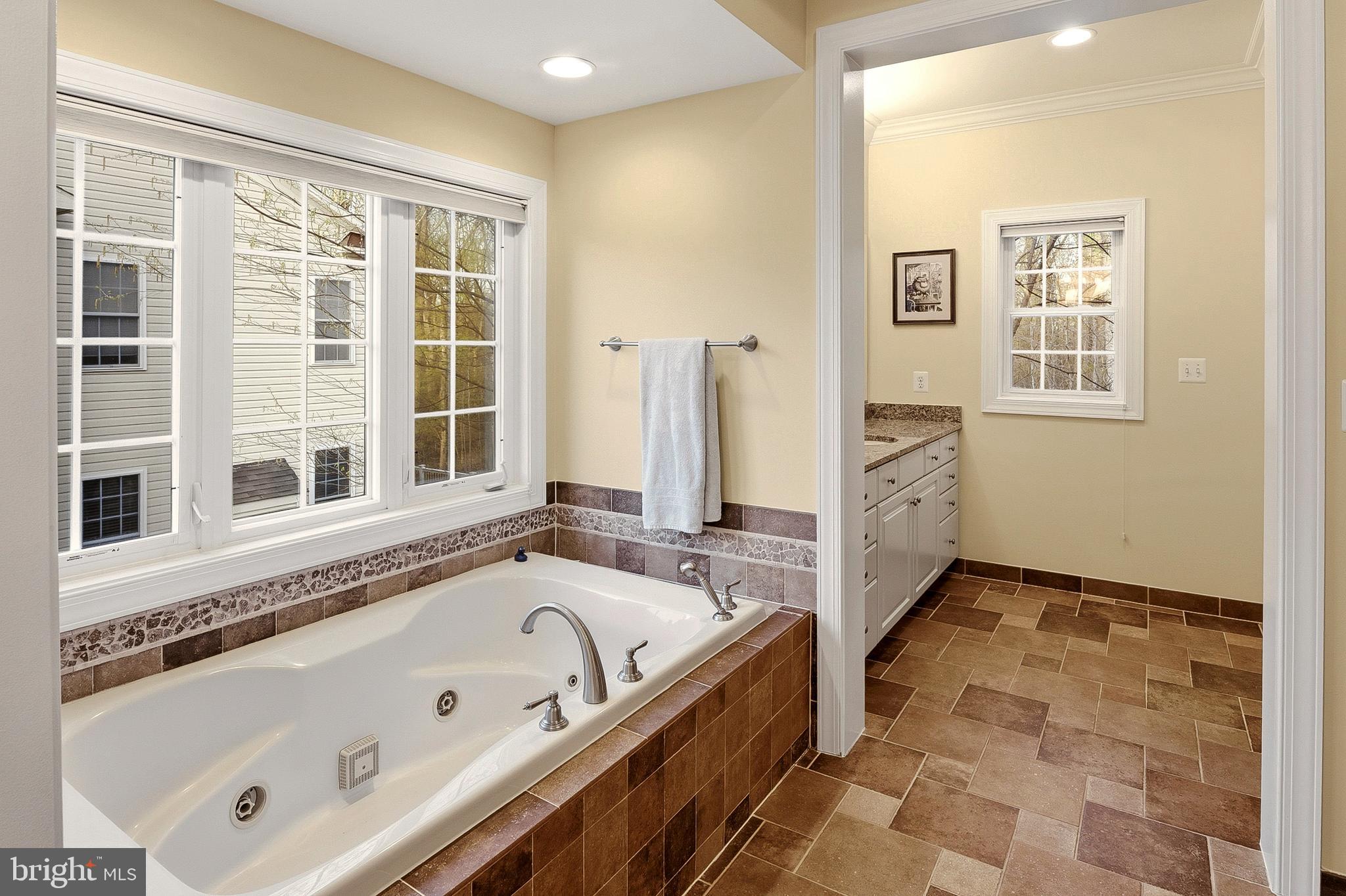 BROAD CREEK LANDING - Residential