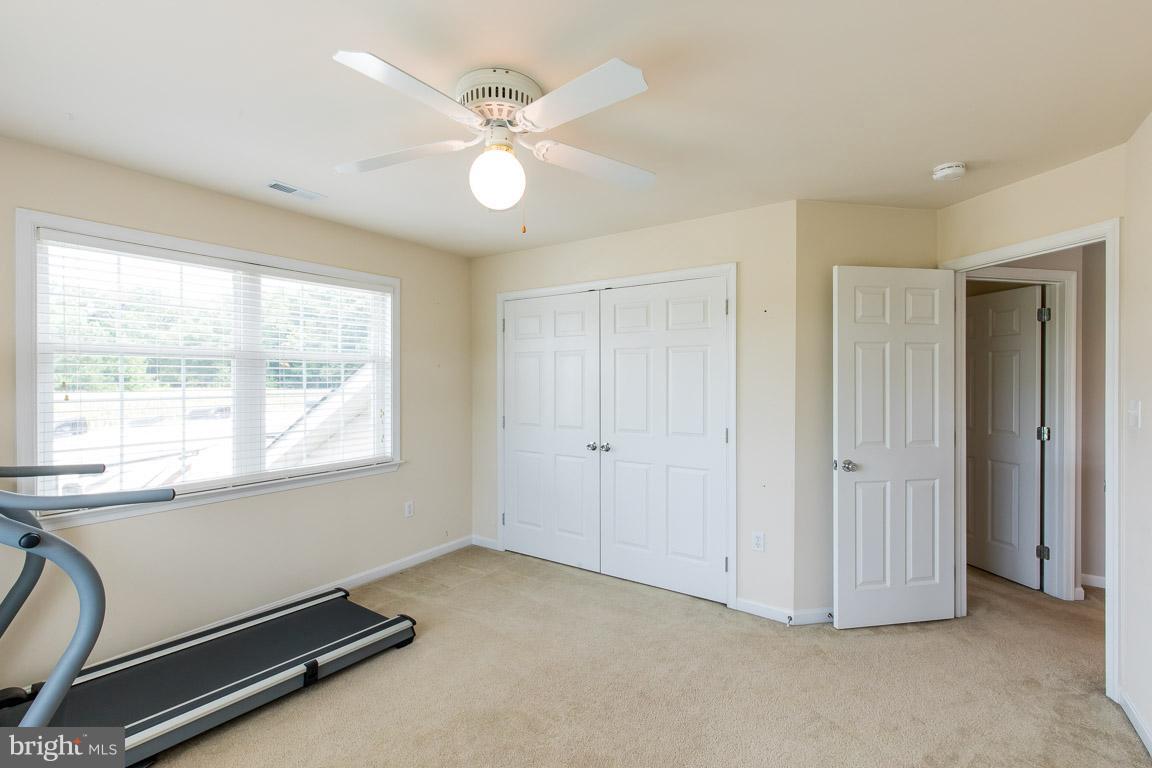 MILESTOWN OAK ESTATES - Residential