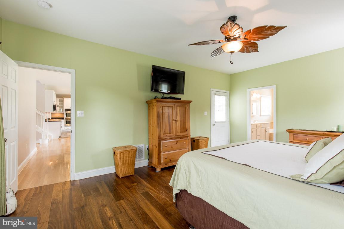 MILESTOWN OAK ESTATES - Residential