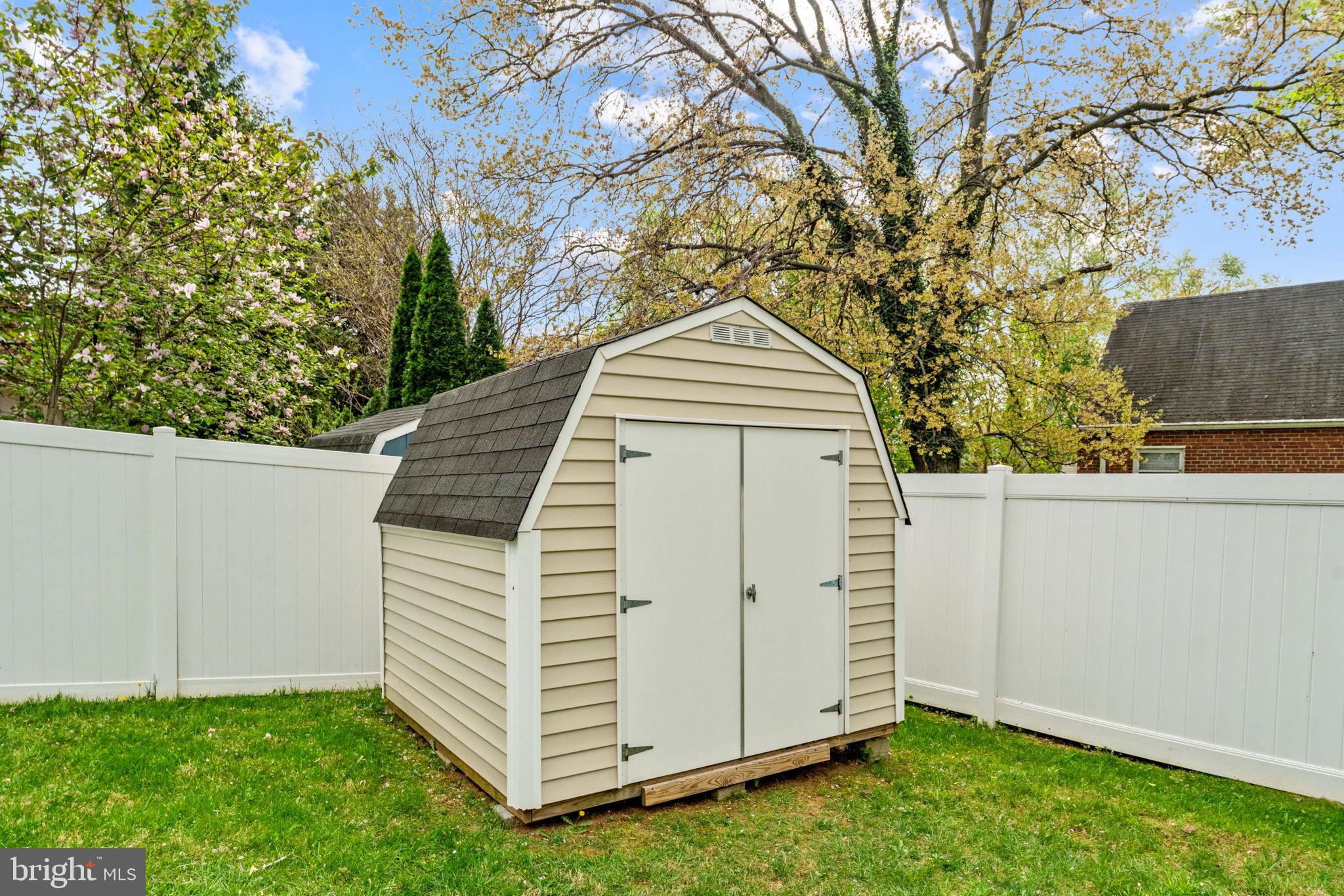 TYLER PARK - Residential