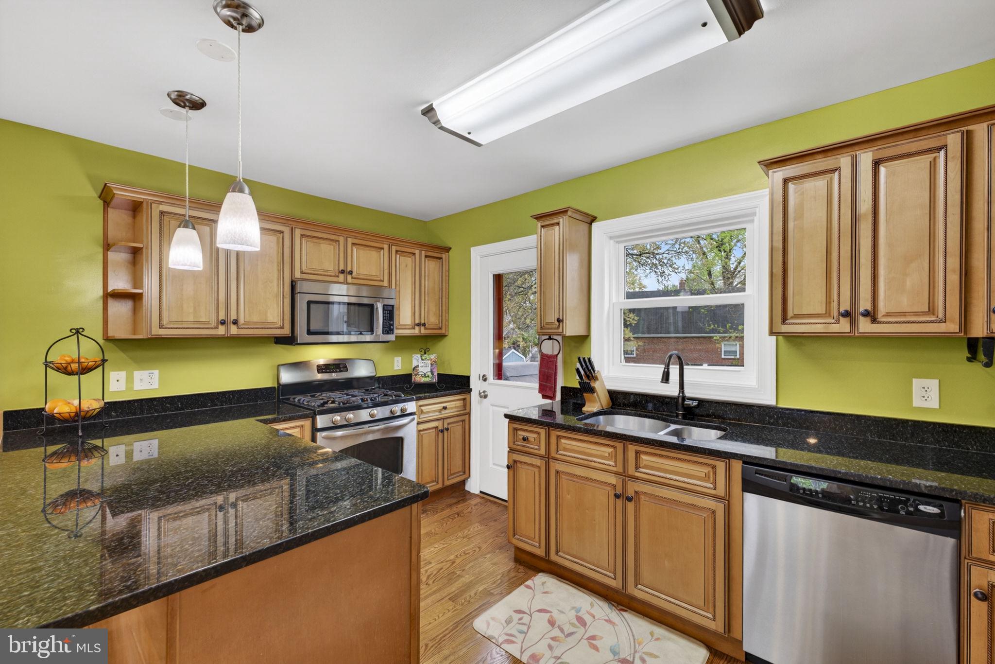 TYLER PARK - Residential