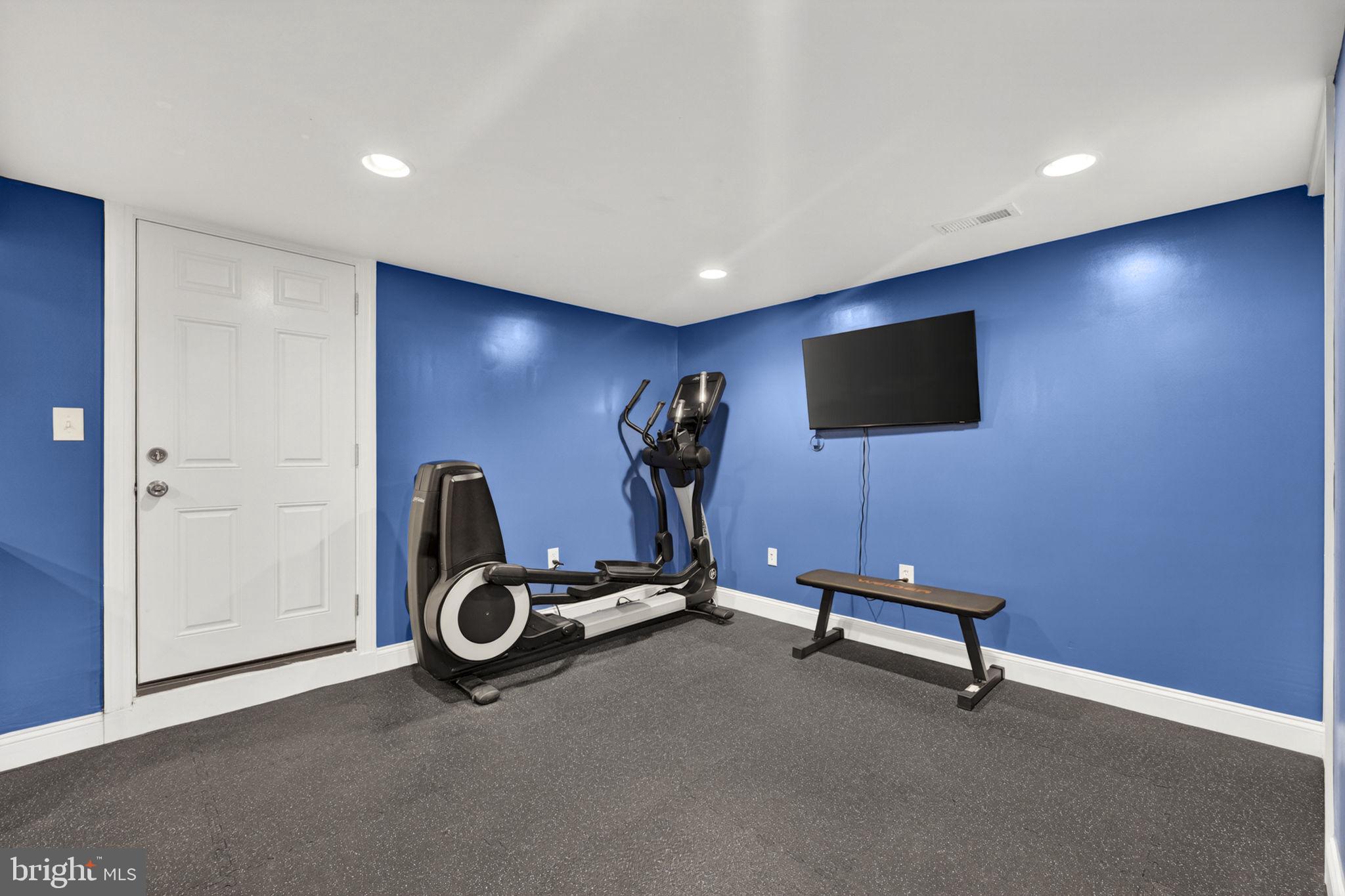 TYLER PARK - Residential