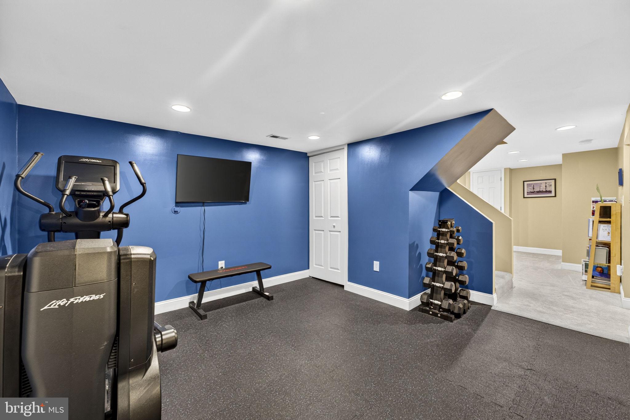 TYLER PARK - Residential