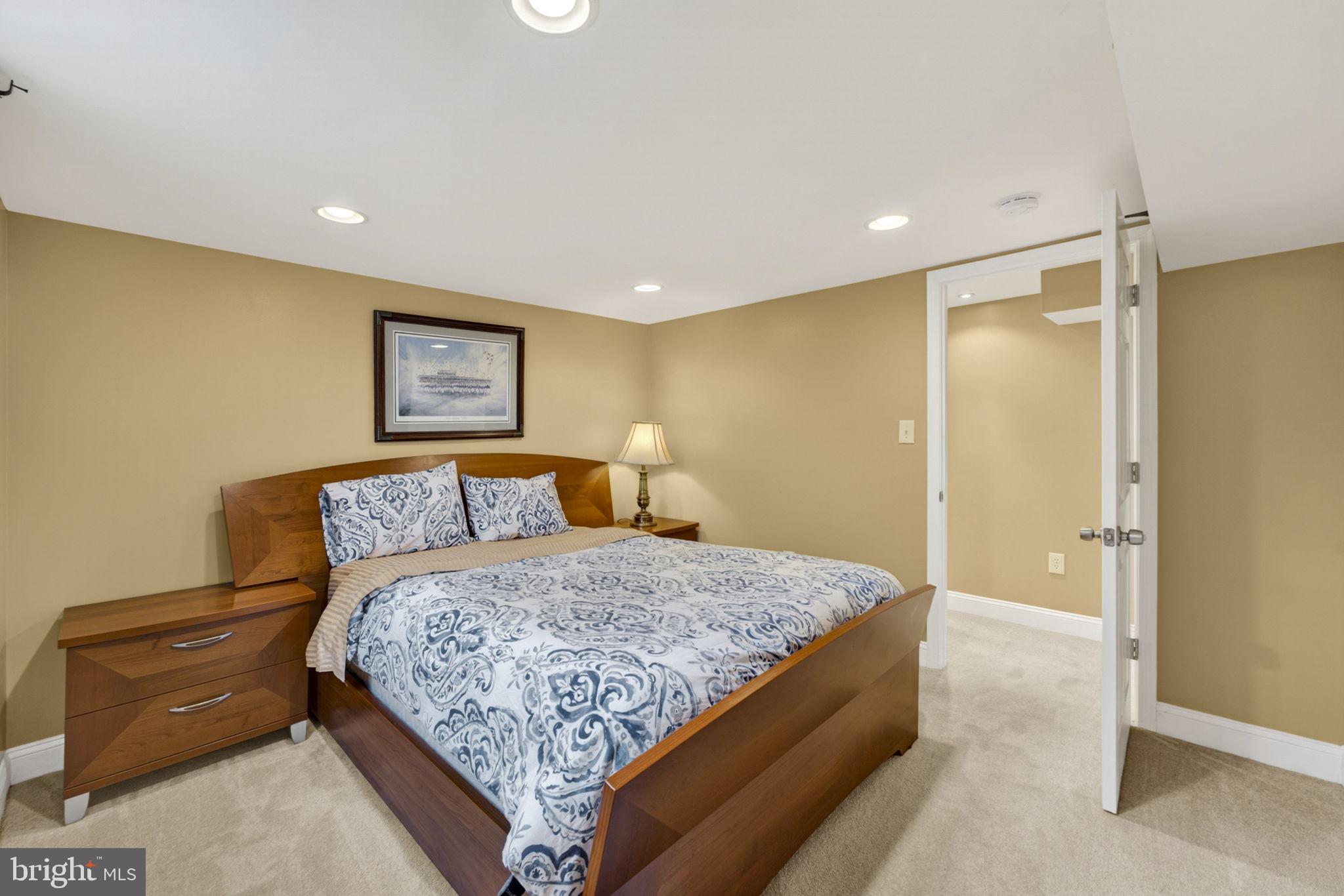 TYLER PARK - Residential