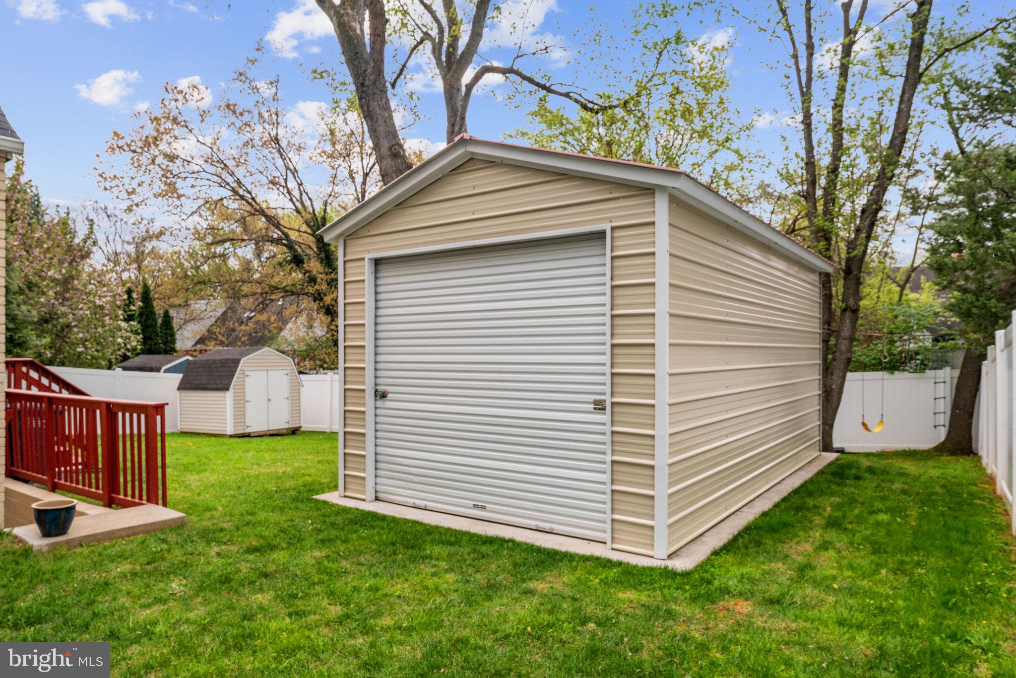 TYLER PARK - Residential