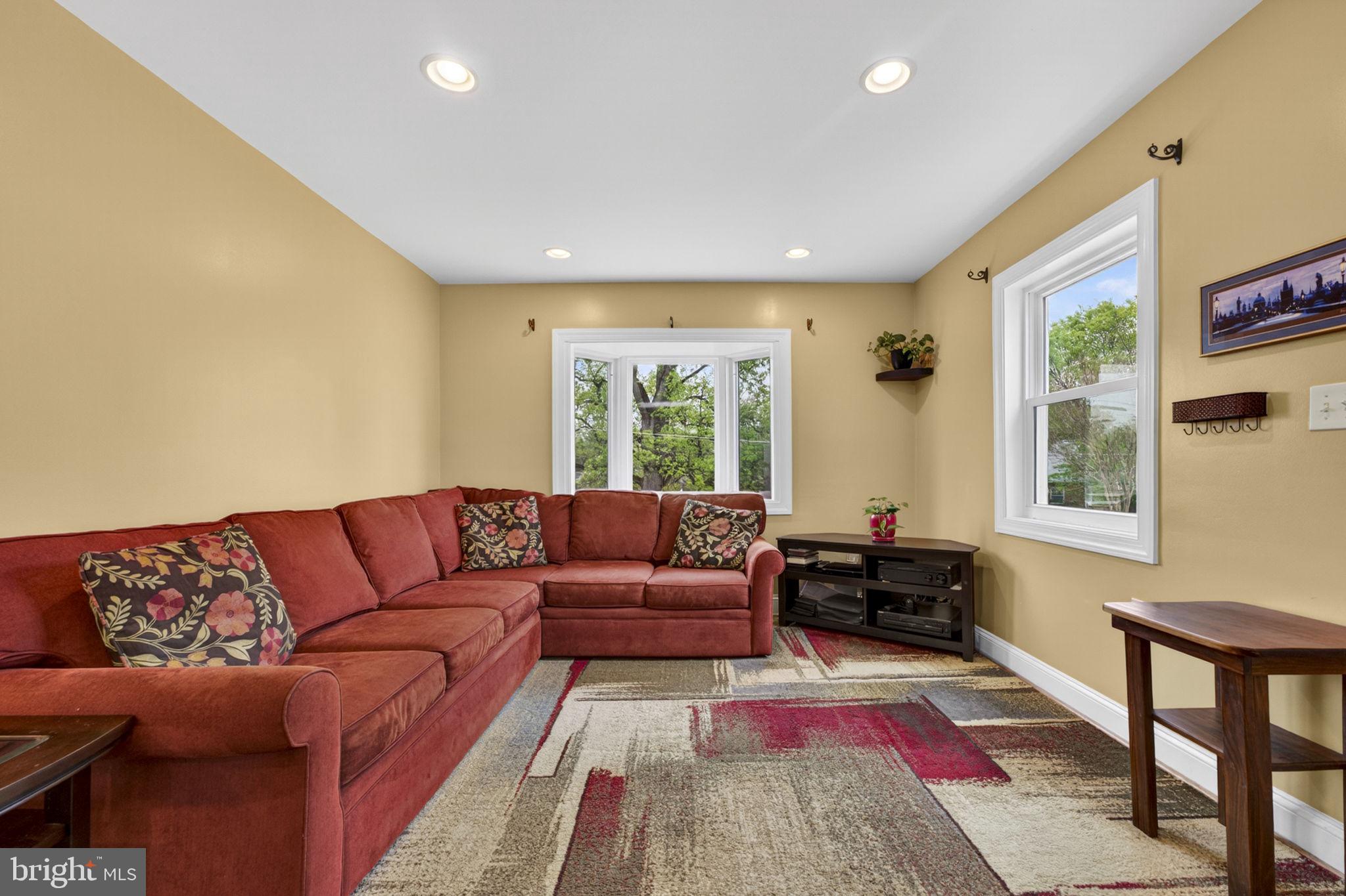 TYLER PARK - Residential