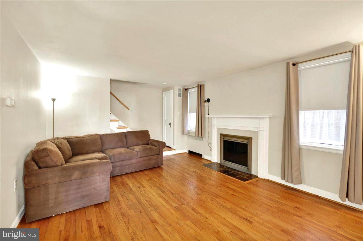 400 SPRUCE STREET