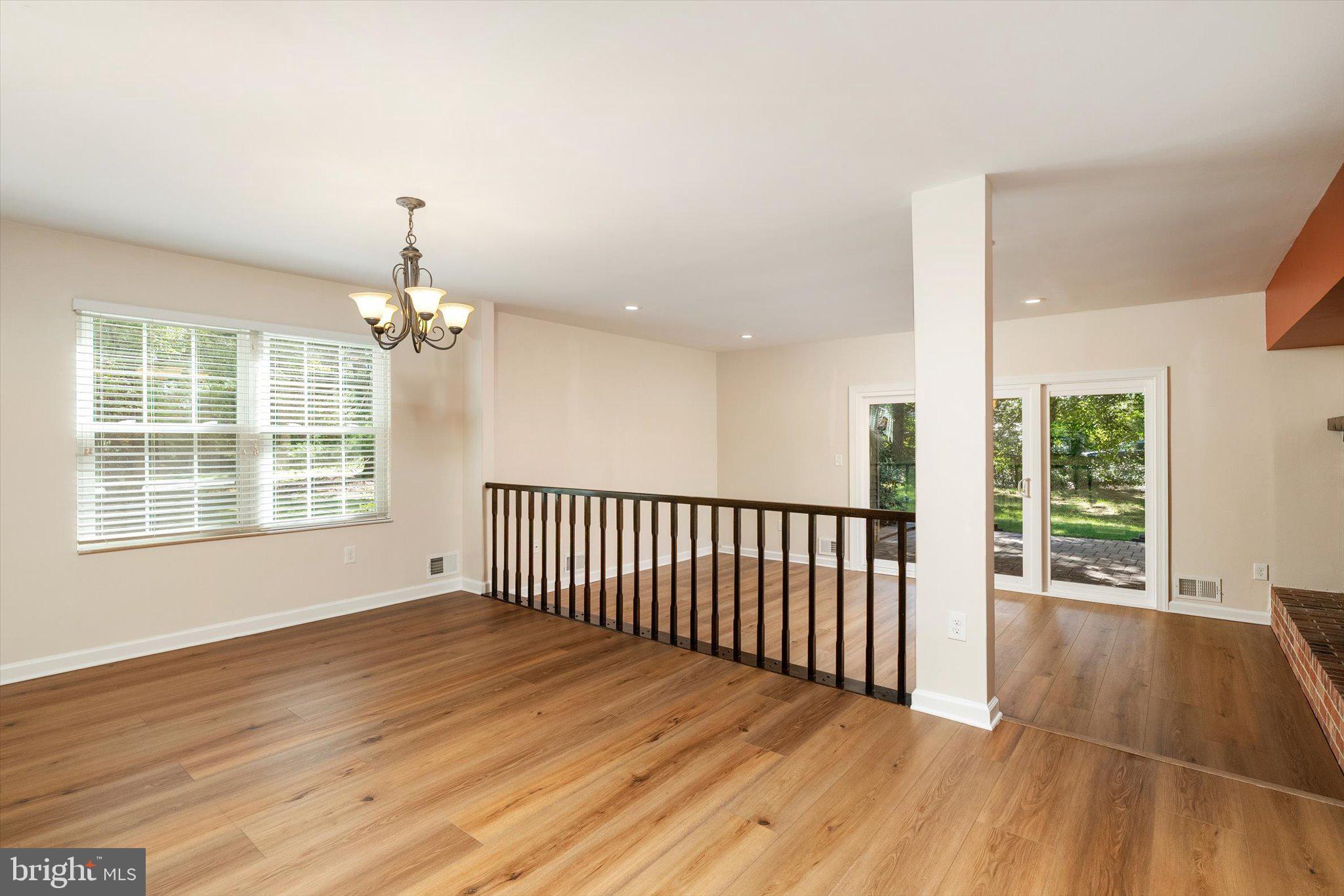 11 PAGODA COURT