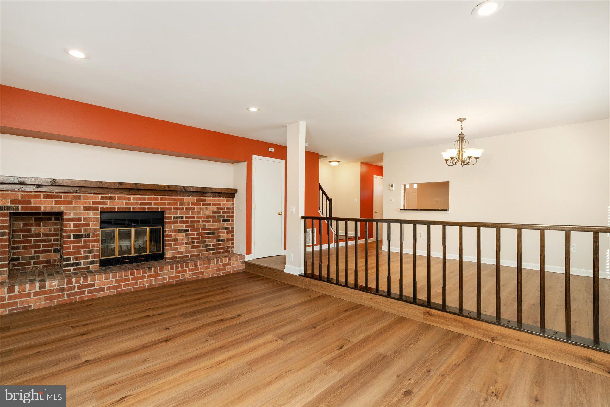 11 PAGODA COURT