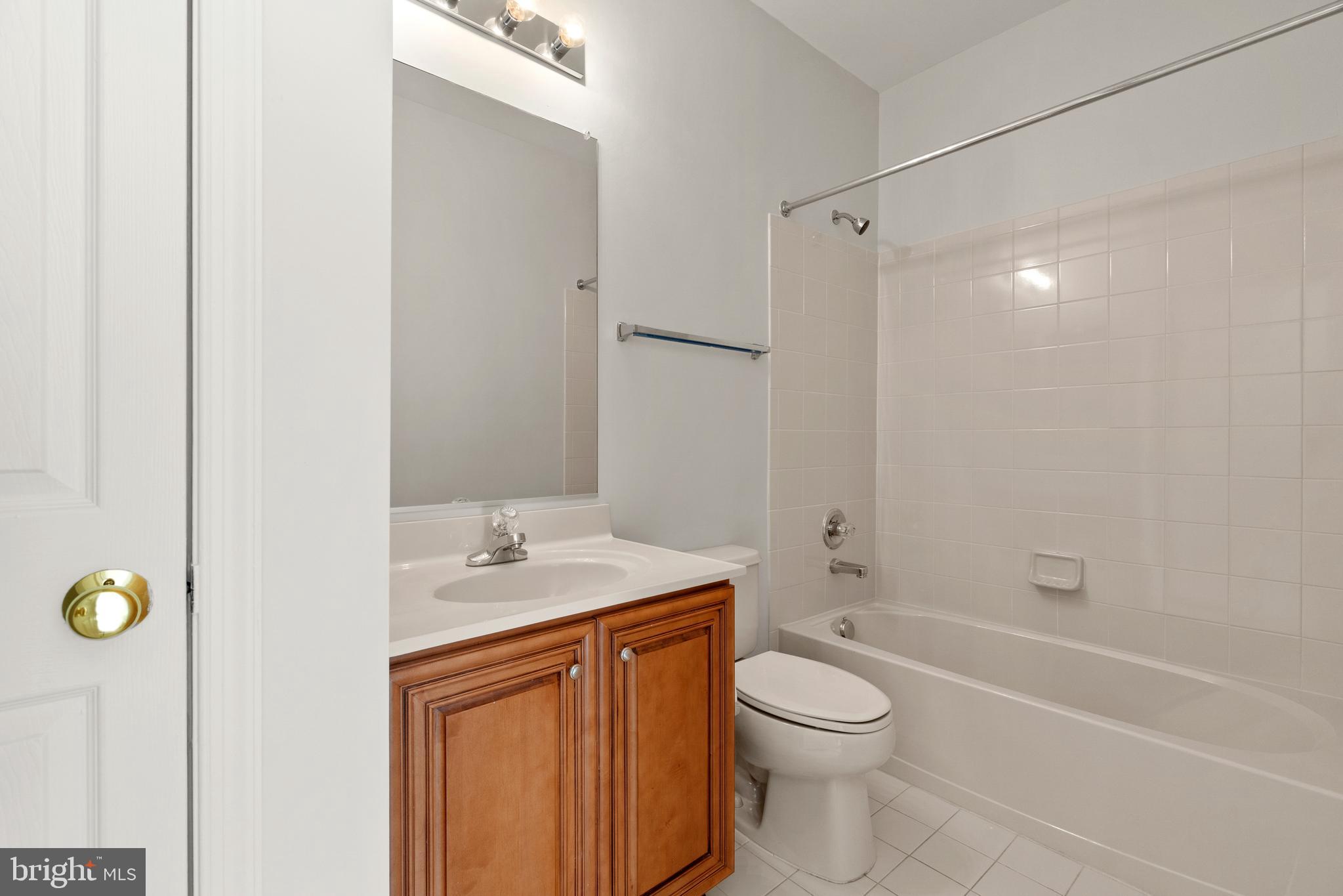 AMBERLEA AT LOUDOUN VALLEY - Residential Lease