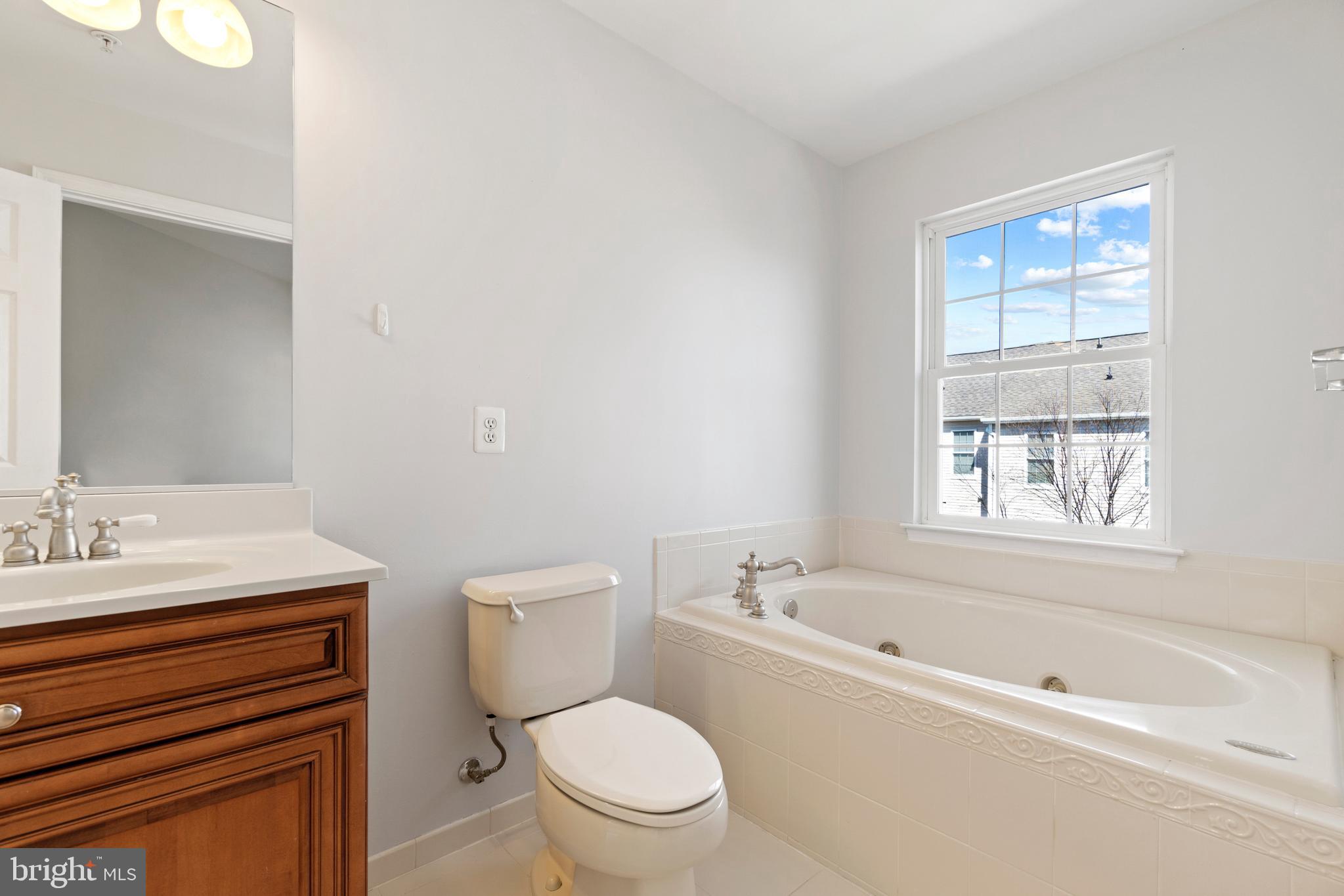 AMBERLEA AT LOUDOUN VALLEY - Residential Lease