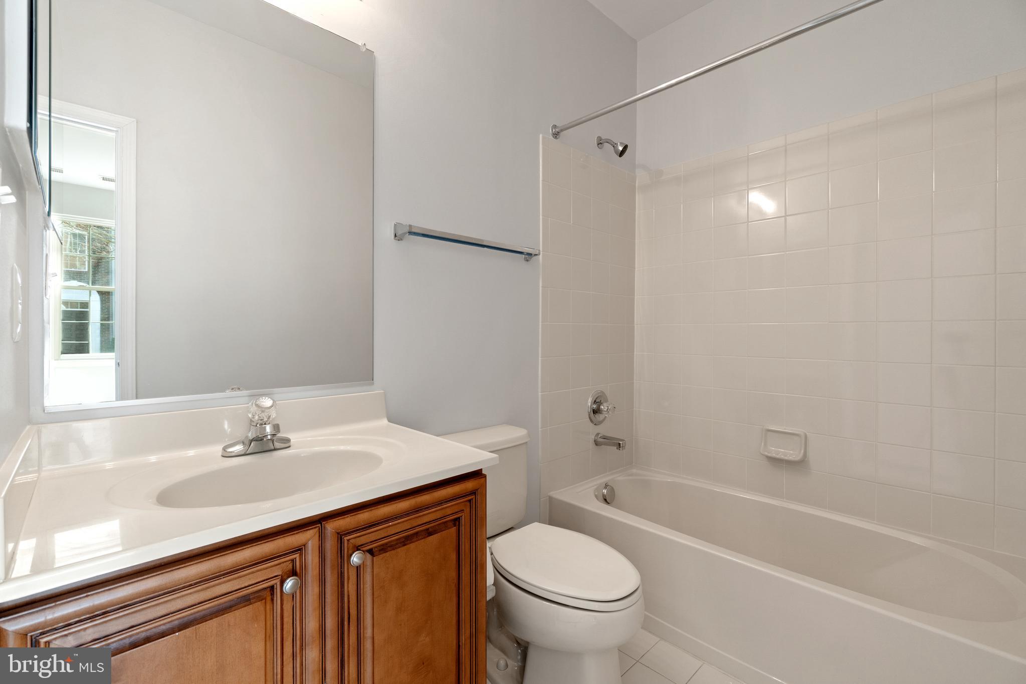 AMBERLEA AT LOUDOUN VALLEY - Residential Lease