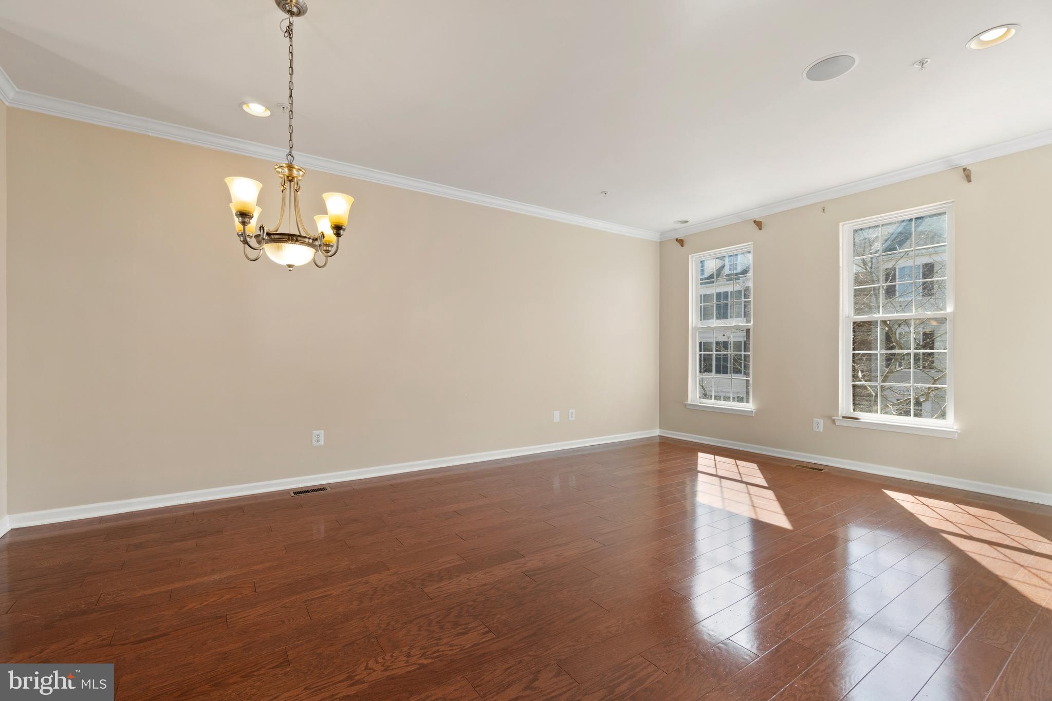 AMBERLEA AT LOUDOUN VALLEY - Residential Lease