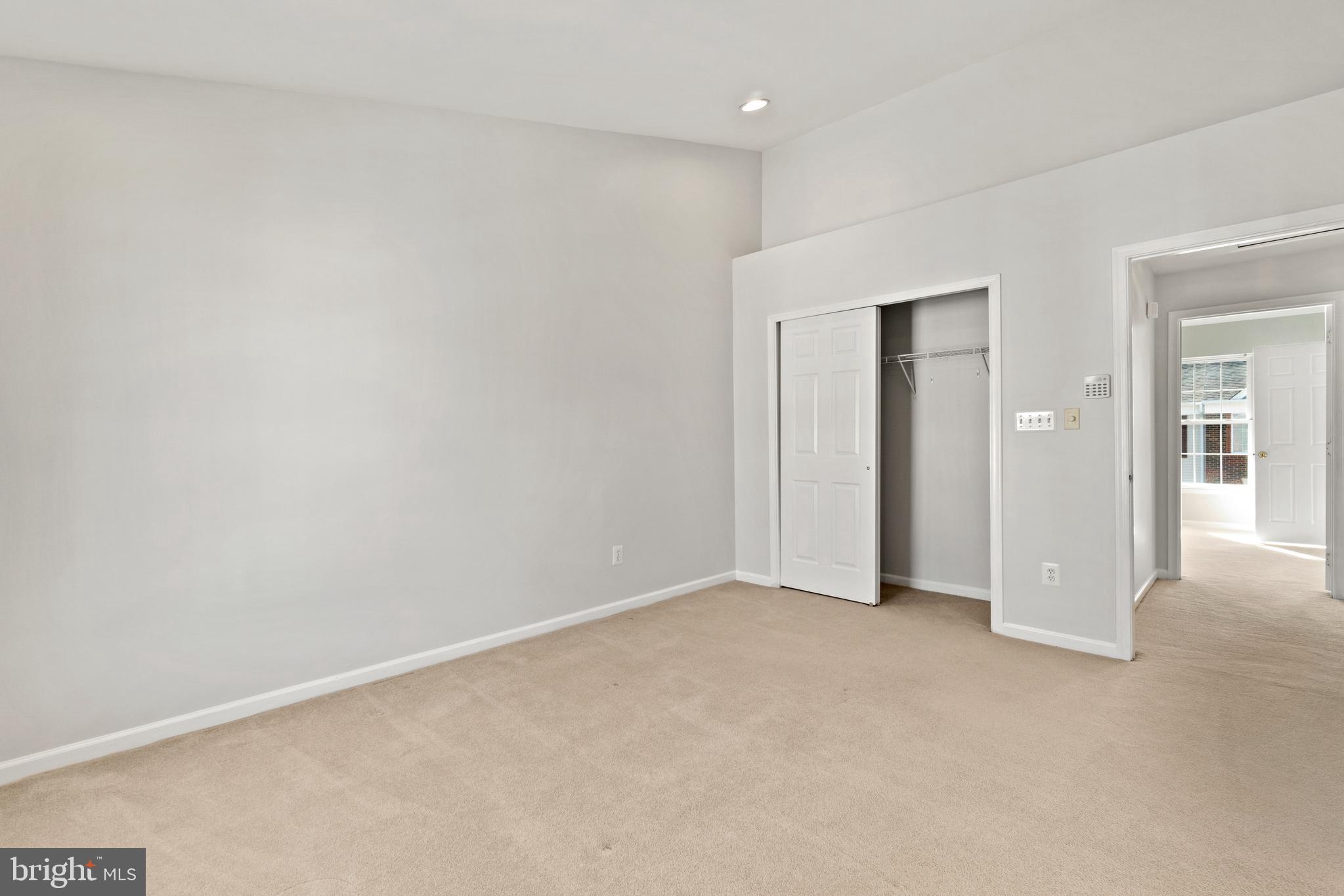 AMBERLEA AT LOUDOUN VALLEY - Residential Lease