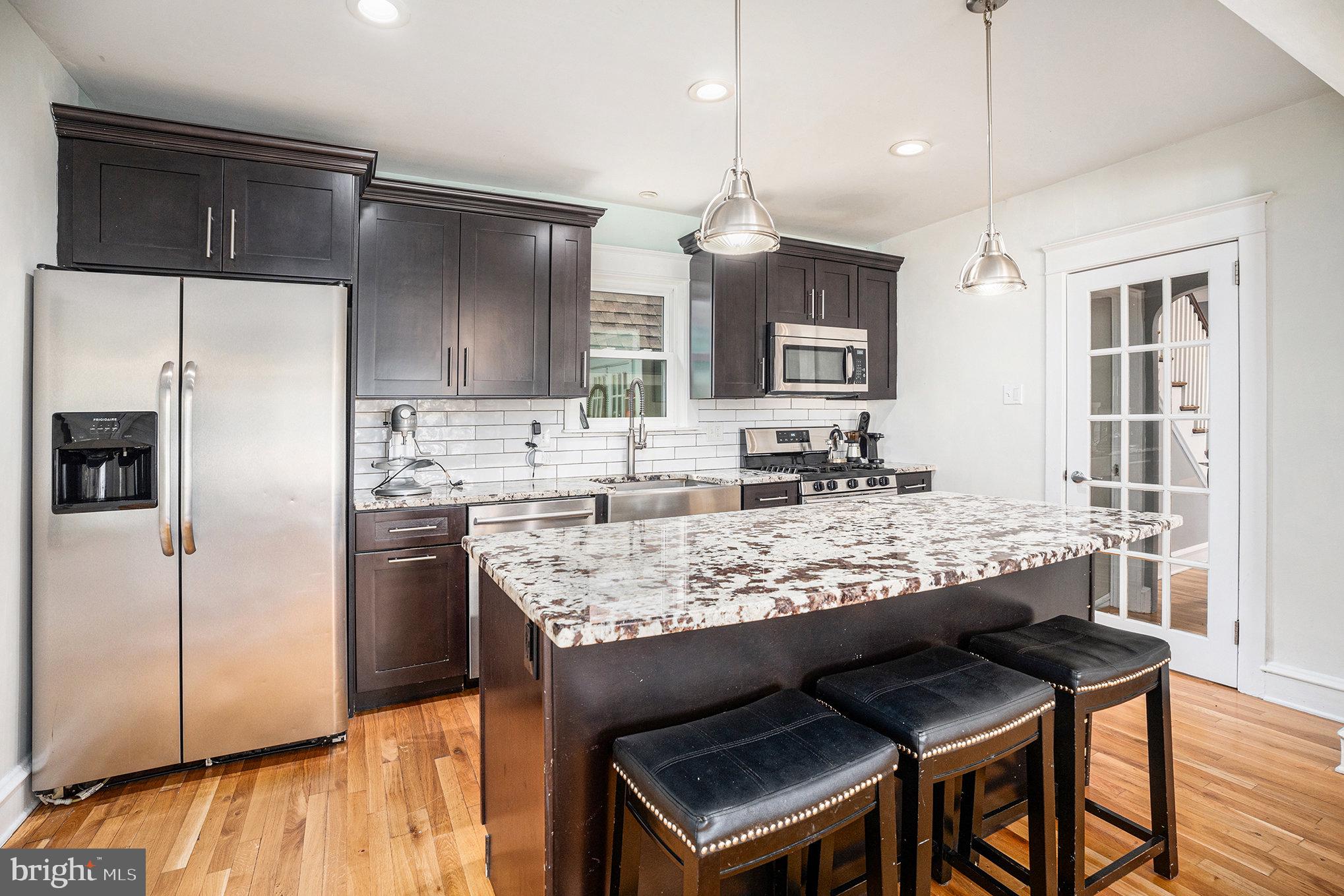 FORT WASHINGTON - Residential