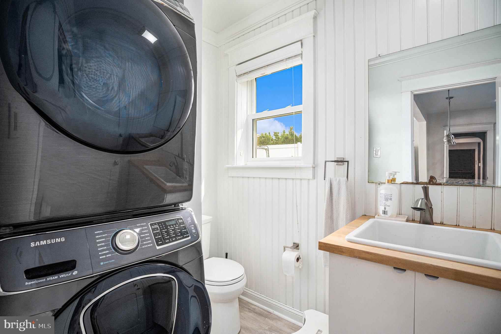 FORT WASHINGTON - Residential