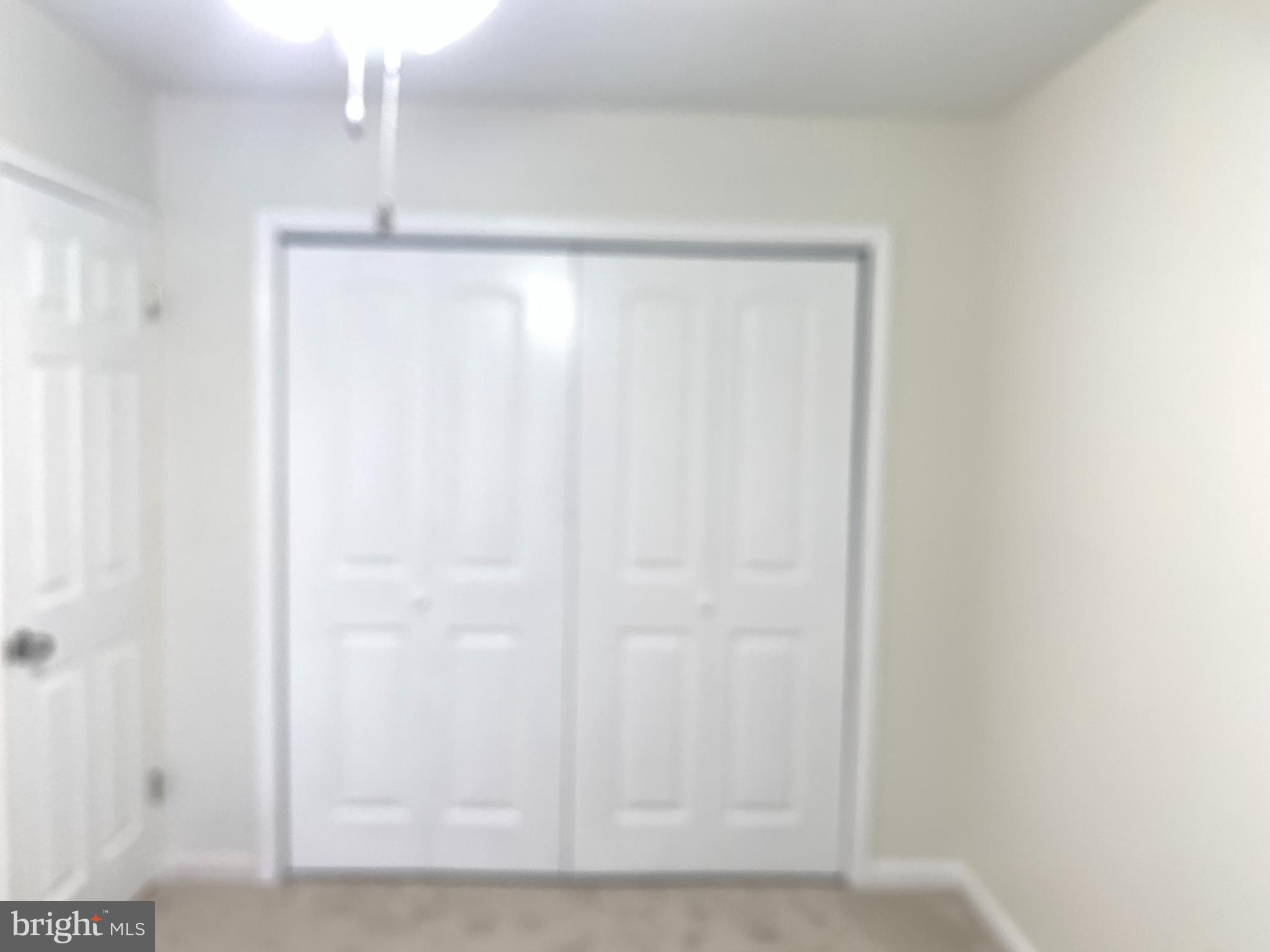 QUEENS PARK - Residential