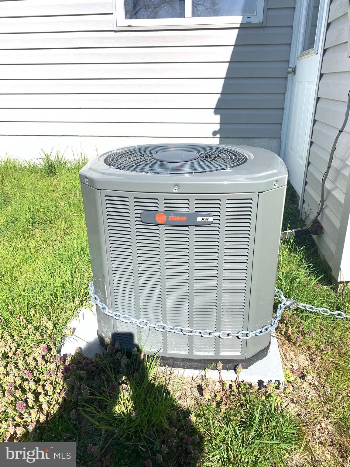 QUEENS PARK - Residential