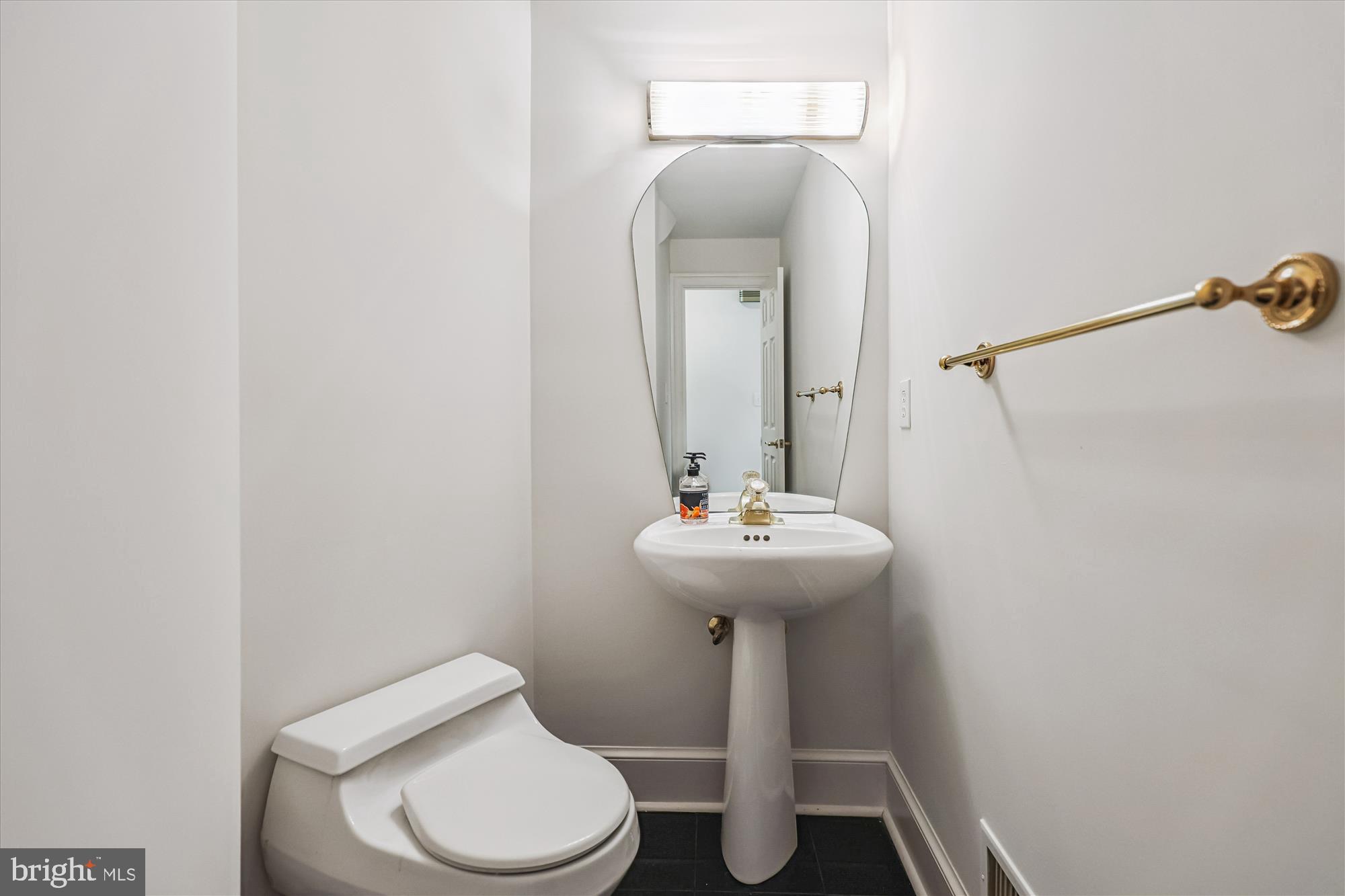 WINDSONG - Residential