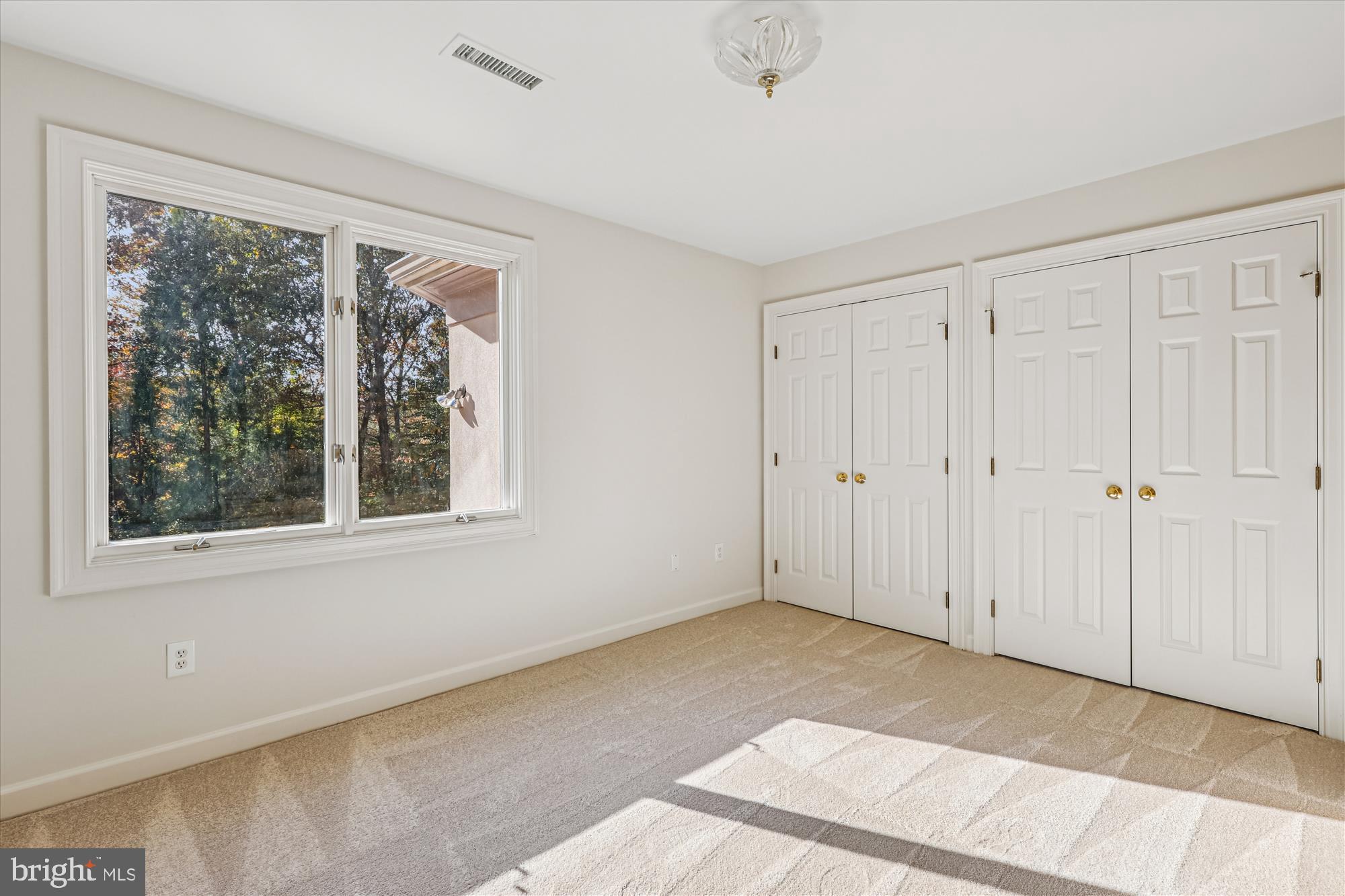 WINDSONG - Residential