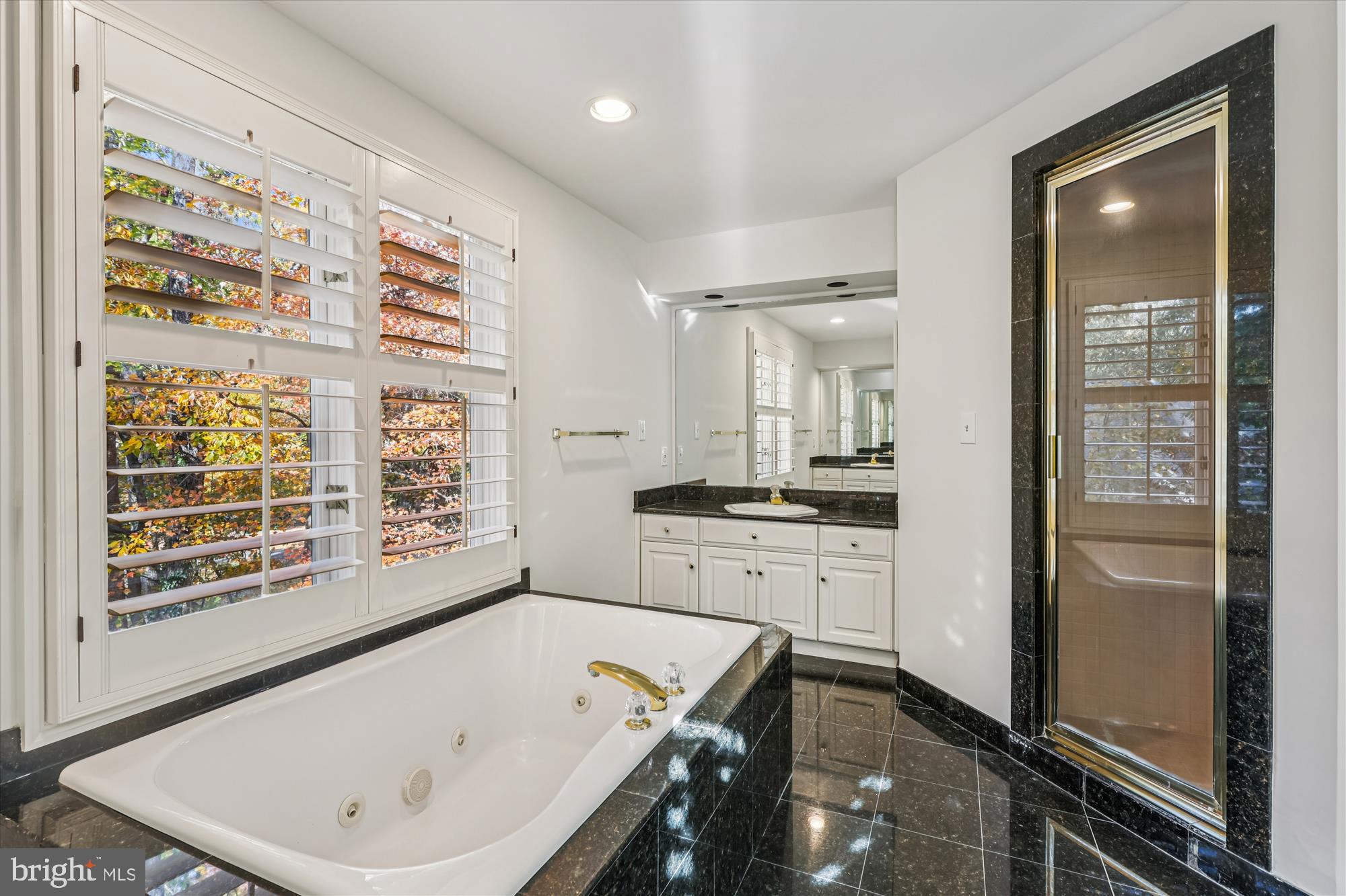 WINDSONG - Residential