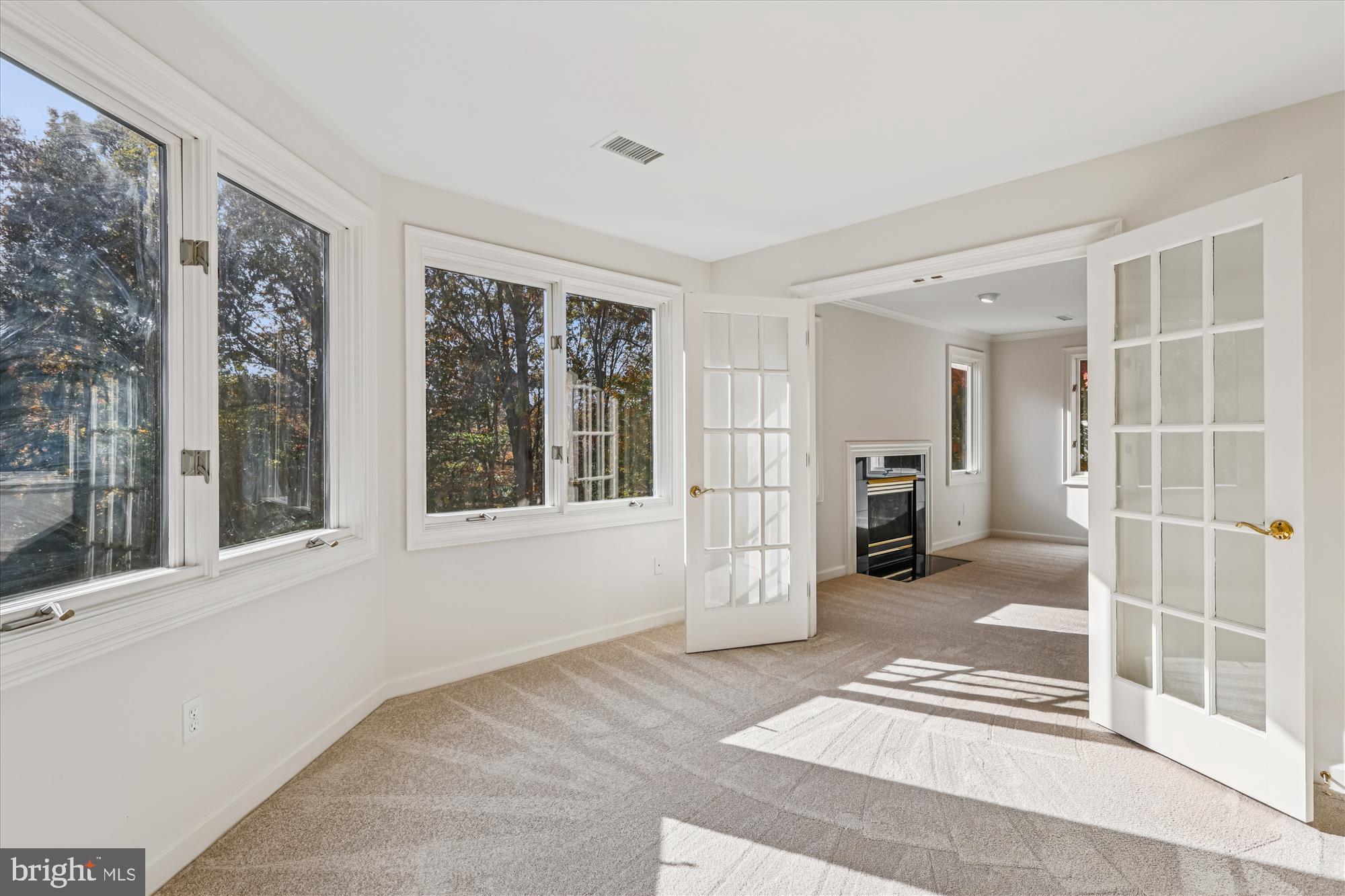 WINDSONG - Residential