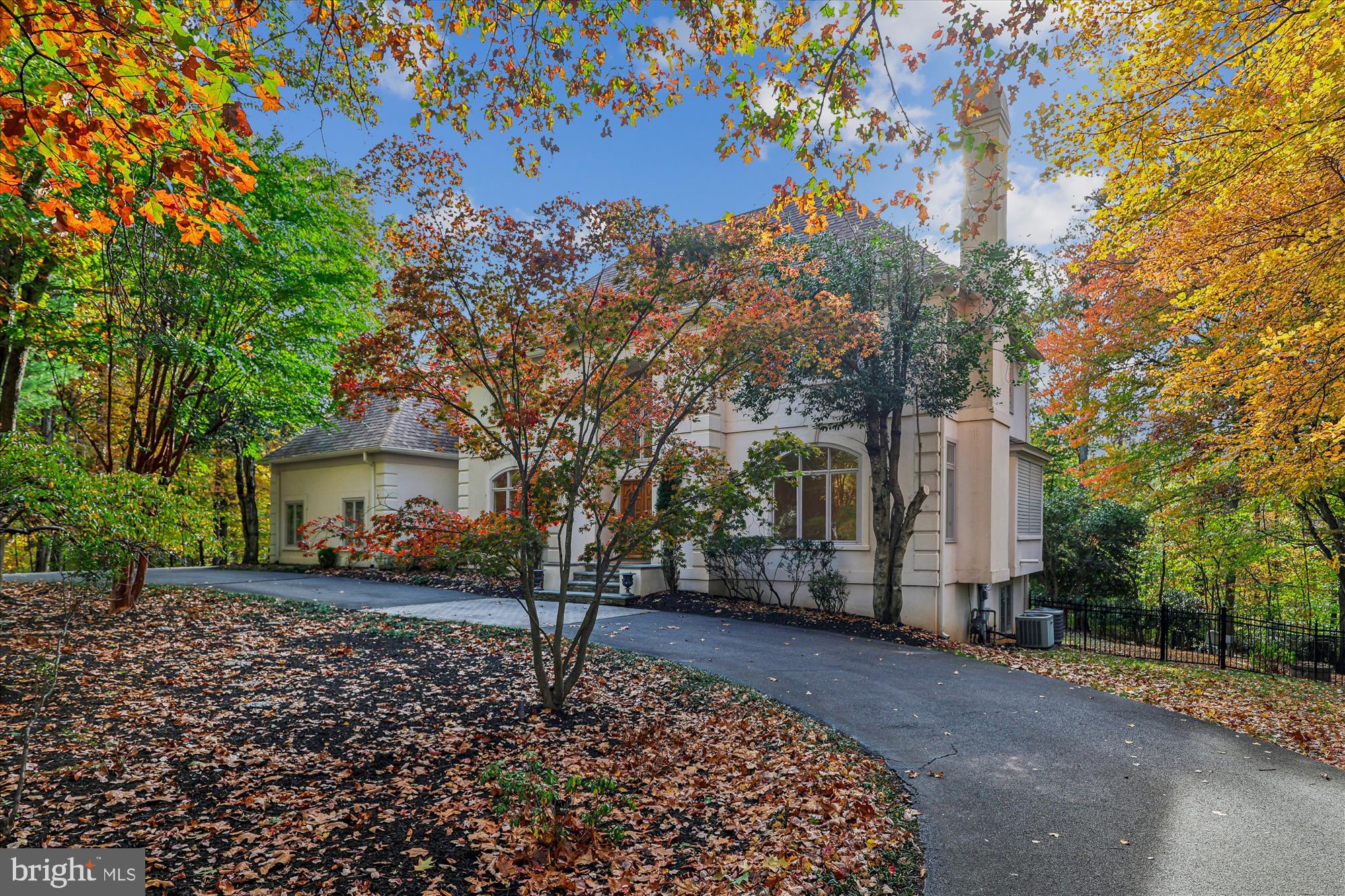 WINDSONG - Residential