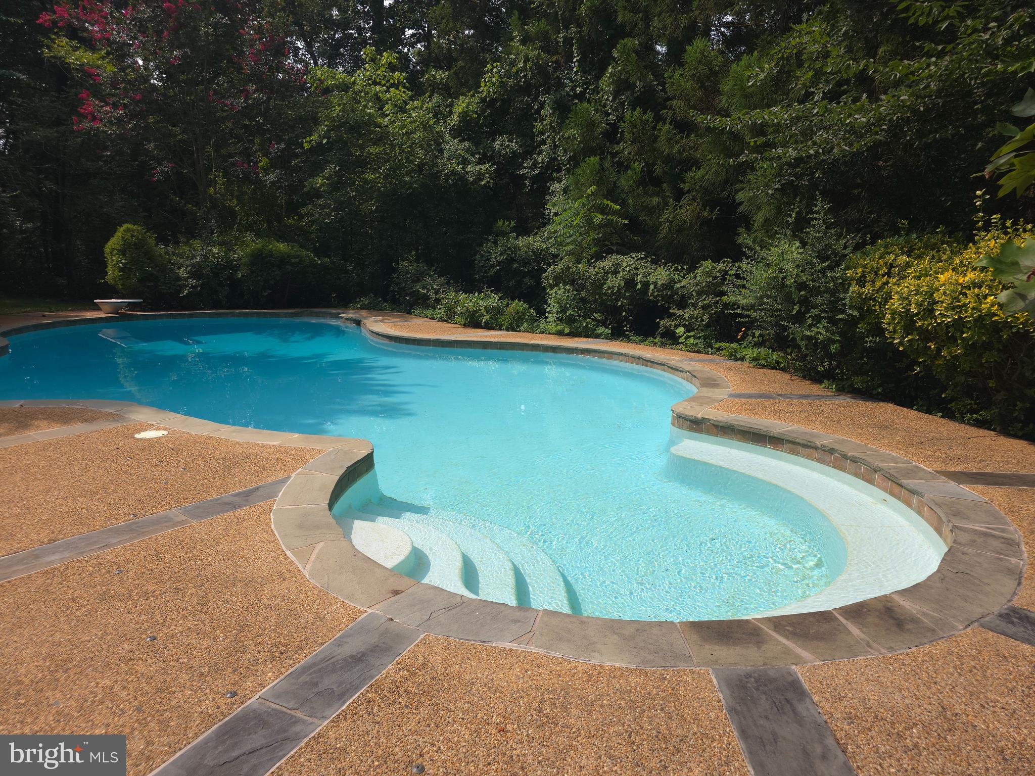 WINDSONG - Residential